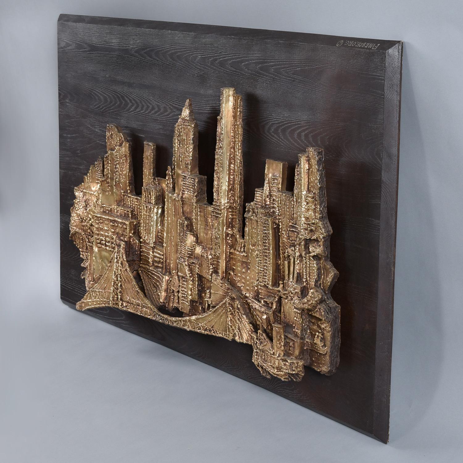 Brutalisme Sculpture murale de paysage urbain en bronze par Finesse Originals, 1970 en vente