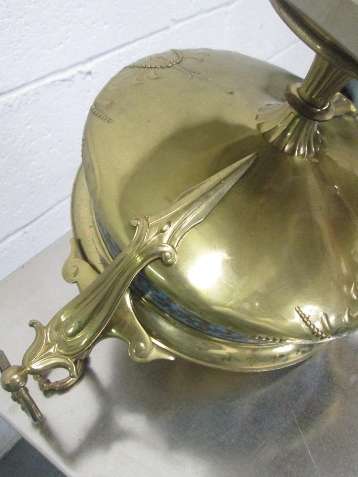 Début du 20ème siècle Bol de centre de table en cloisonné bronze en vente