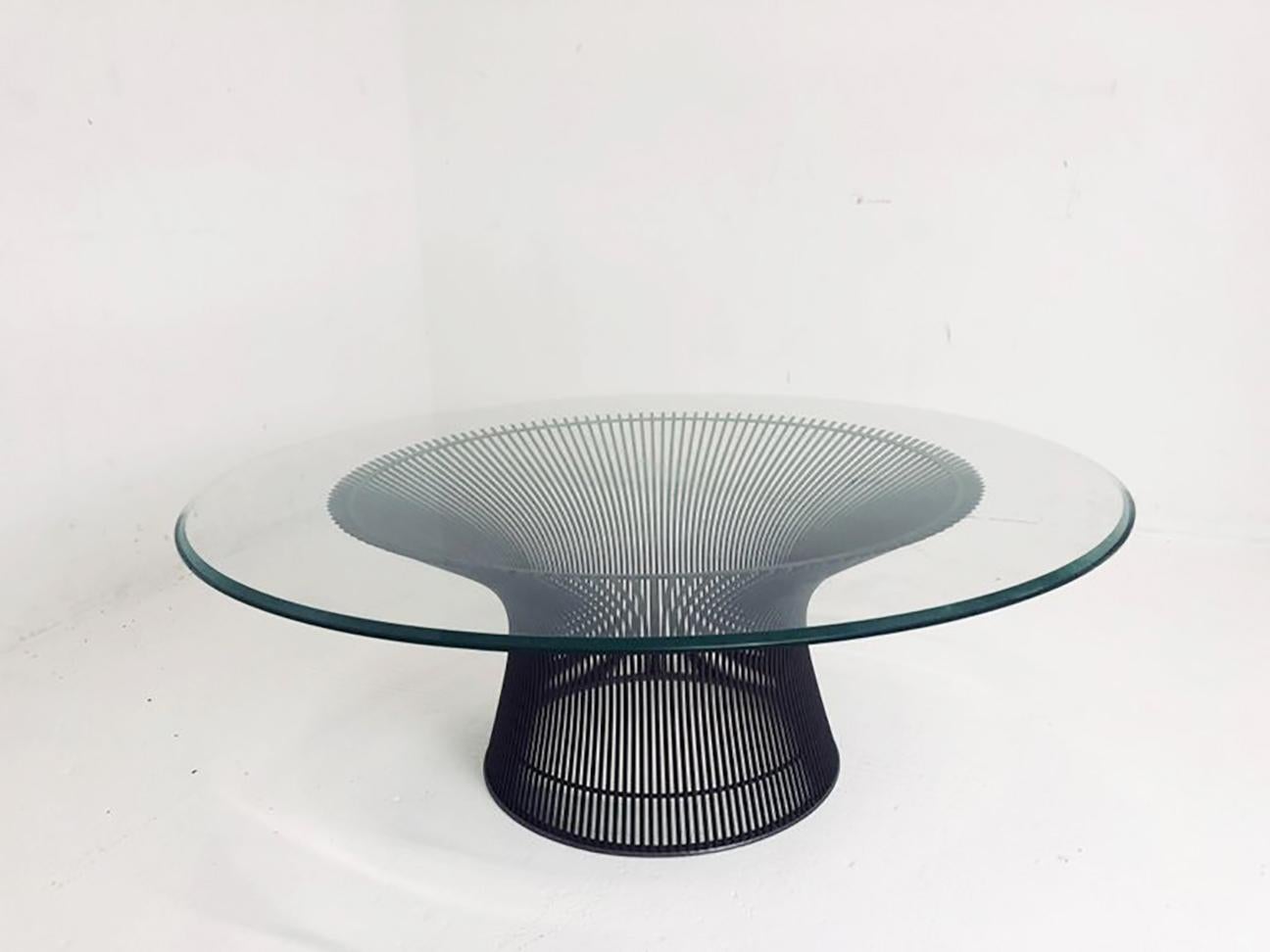 Warren Platner bronze coffee table. In good vintage condition with visible wear from use and age of piece, circa 1960s.

Dimensions: 42