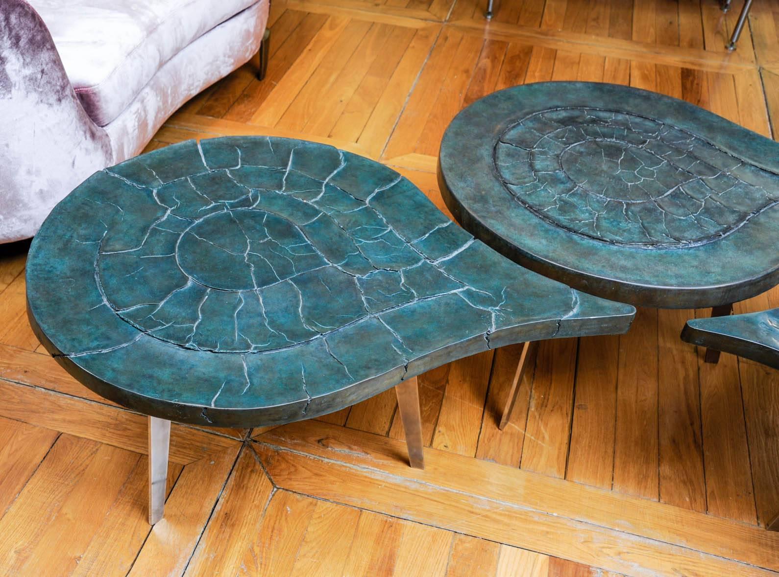 Moderne Table basse Drop d'Erwan Boulloud en bronze à prix abordable en vente