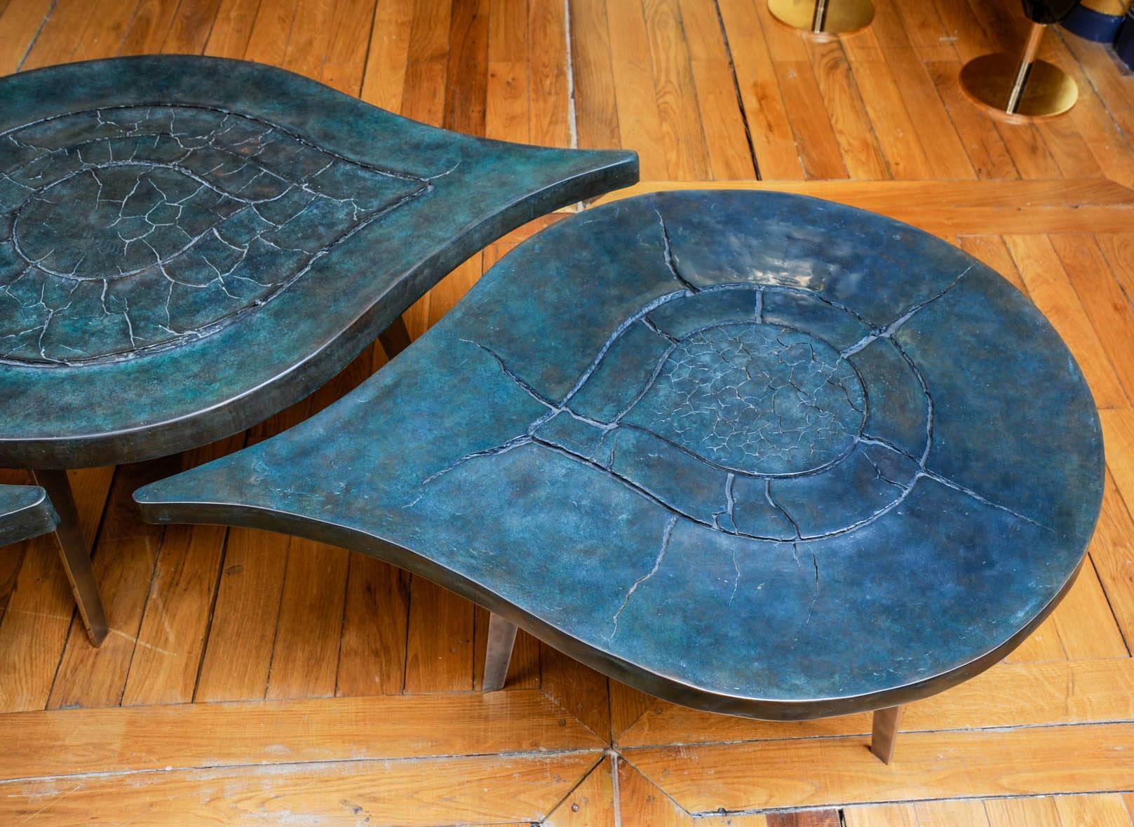 Patiné Table basse Drop d'Erwan Boulloud en bronze à prix abordable en vente