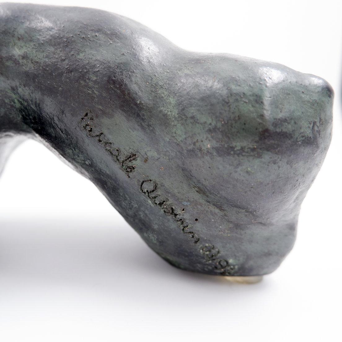 Sculpture de nu en terre cuite couleur bronze - Signée Pascale Quoirin et datée en vente 2