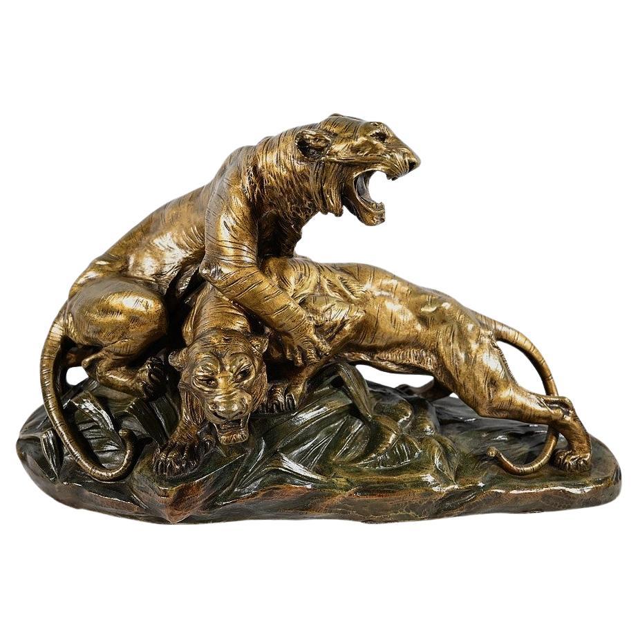 Bronze sculpture “Tiger Fight”, signed E. Drouot – Late 19th century For Sale
