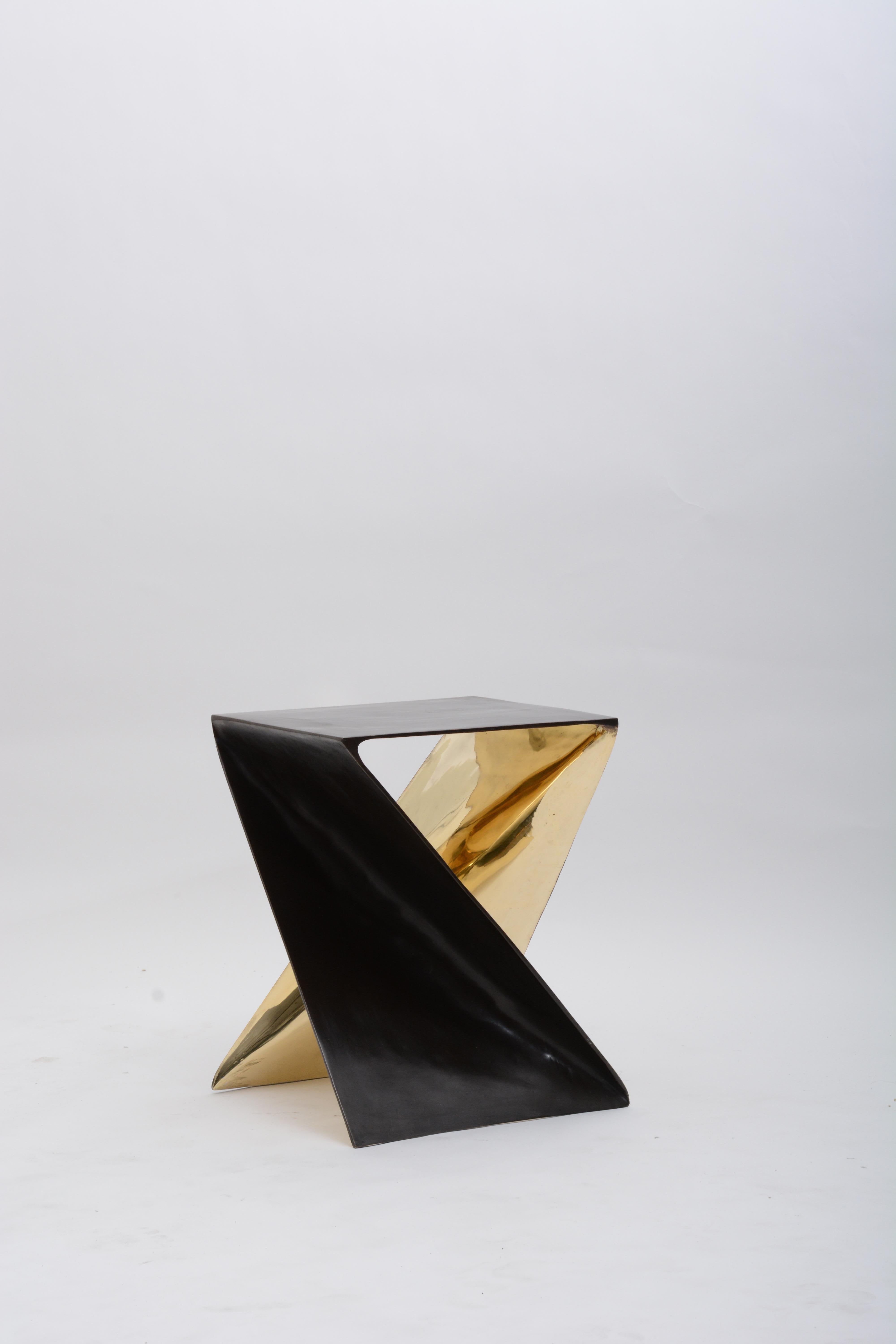 Bronze Contemporary Sculptural Sancho Stool by Elan Atelier

Sancho stool is a single piece of cast bronze with alternating dark bronze and gold bronze interior finish. 

Description/
Bronze side table produced using the superior lost wax bronze