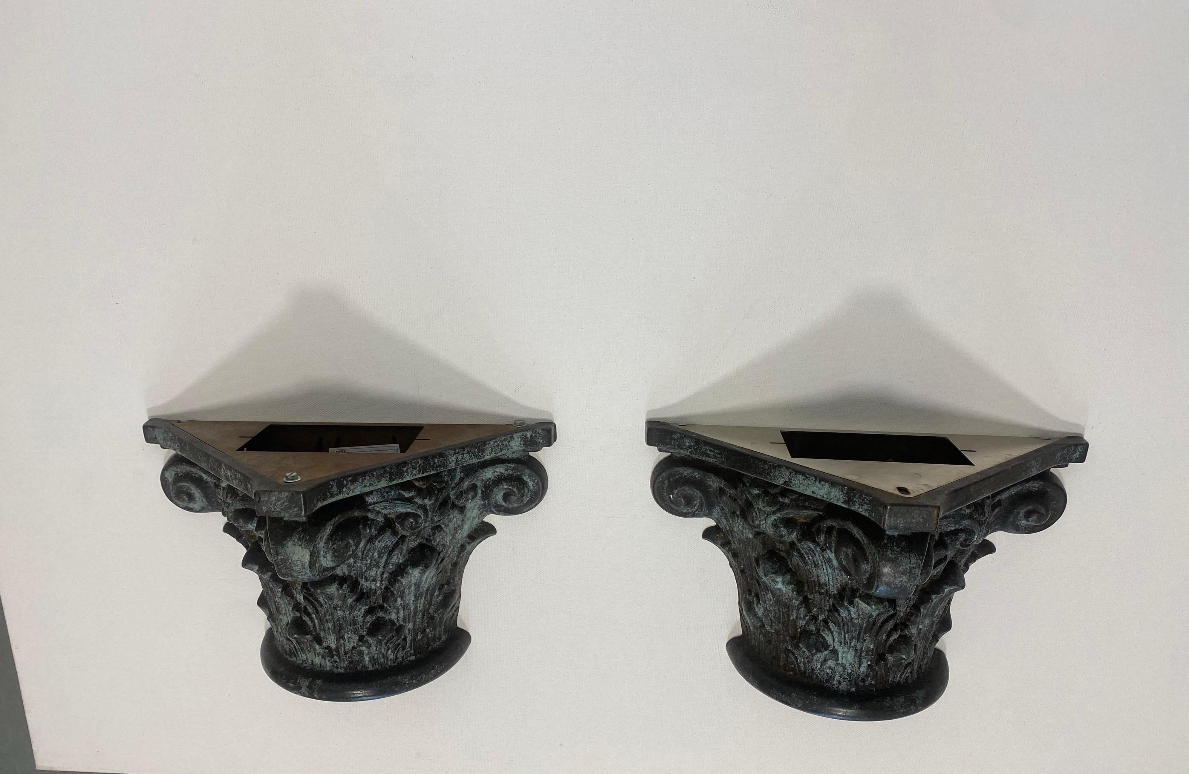 Bronze Korinthische Säule Postmoderne Wandleuchten Wandleuchter Vintage 1980er Jahre Gotisch (Brutalismus) im Angebot