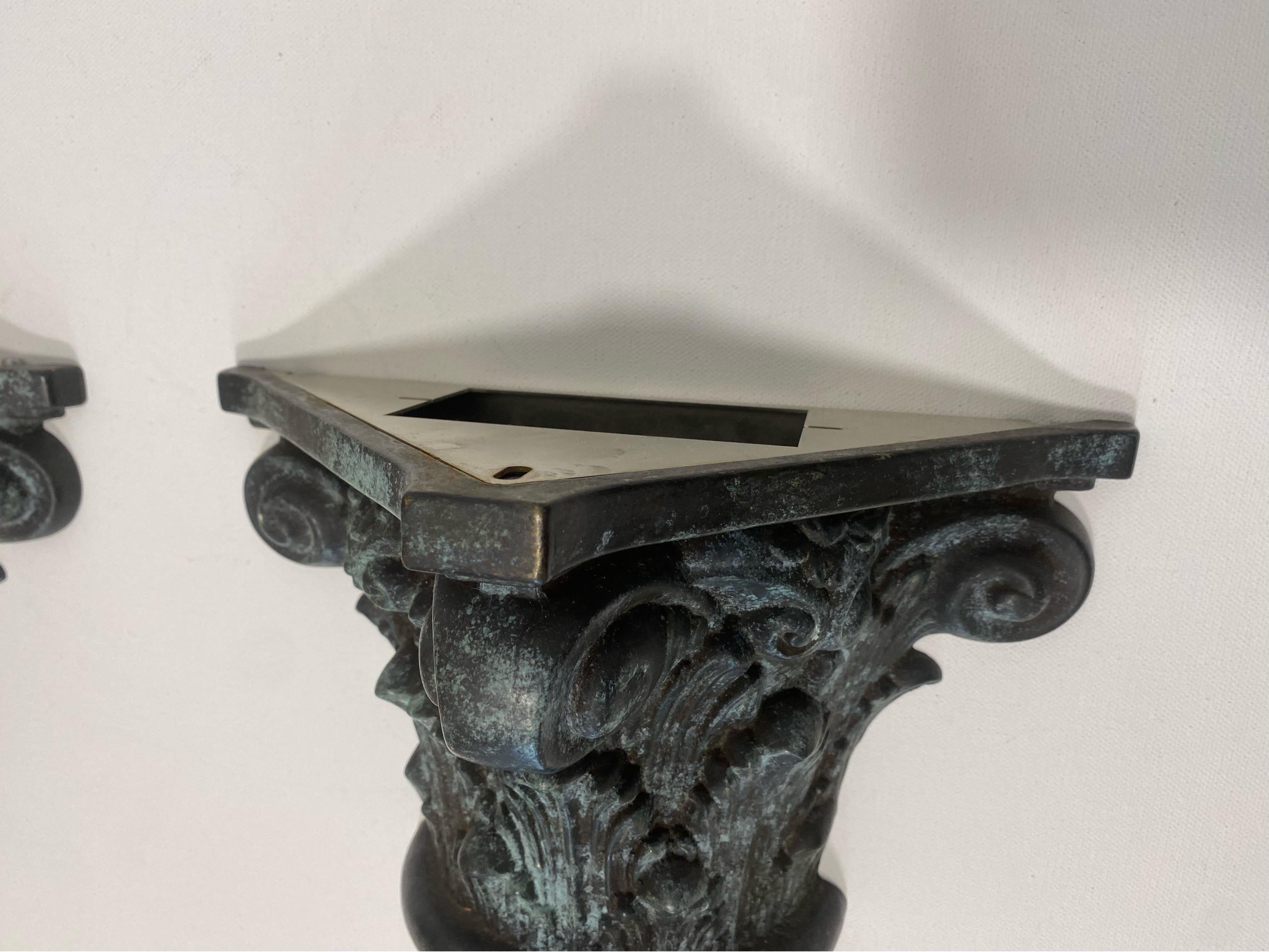 Bronze Korinthische Säule Postmoderne Wandleuchten Wandleuchter Vintage 1980er Jahre Gotisch (Ende des 20. Jahrhunderts) im Angebot