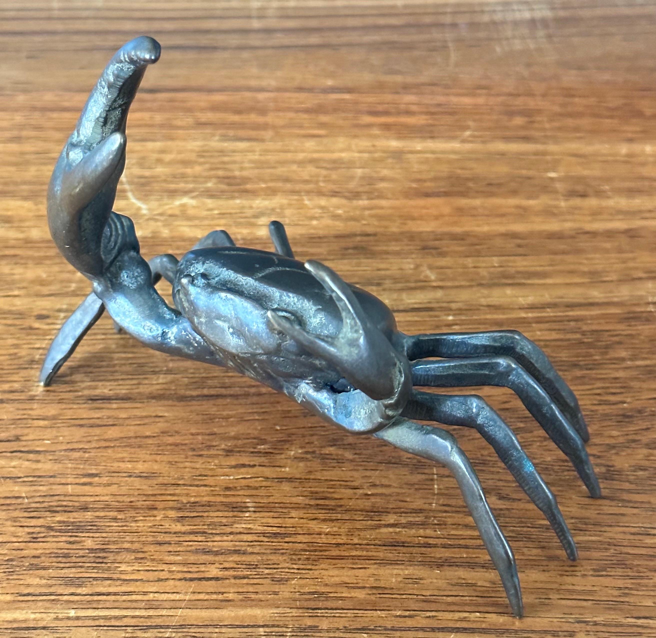 Sculpture / presse-papiers crabe en bronze en vente 5