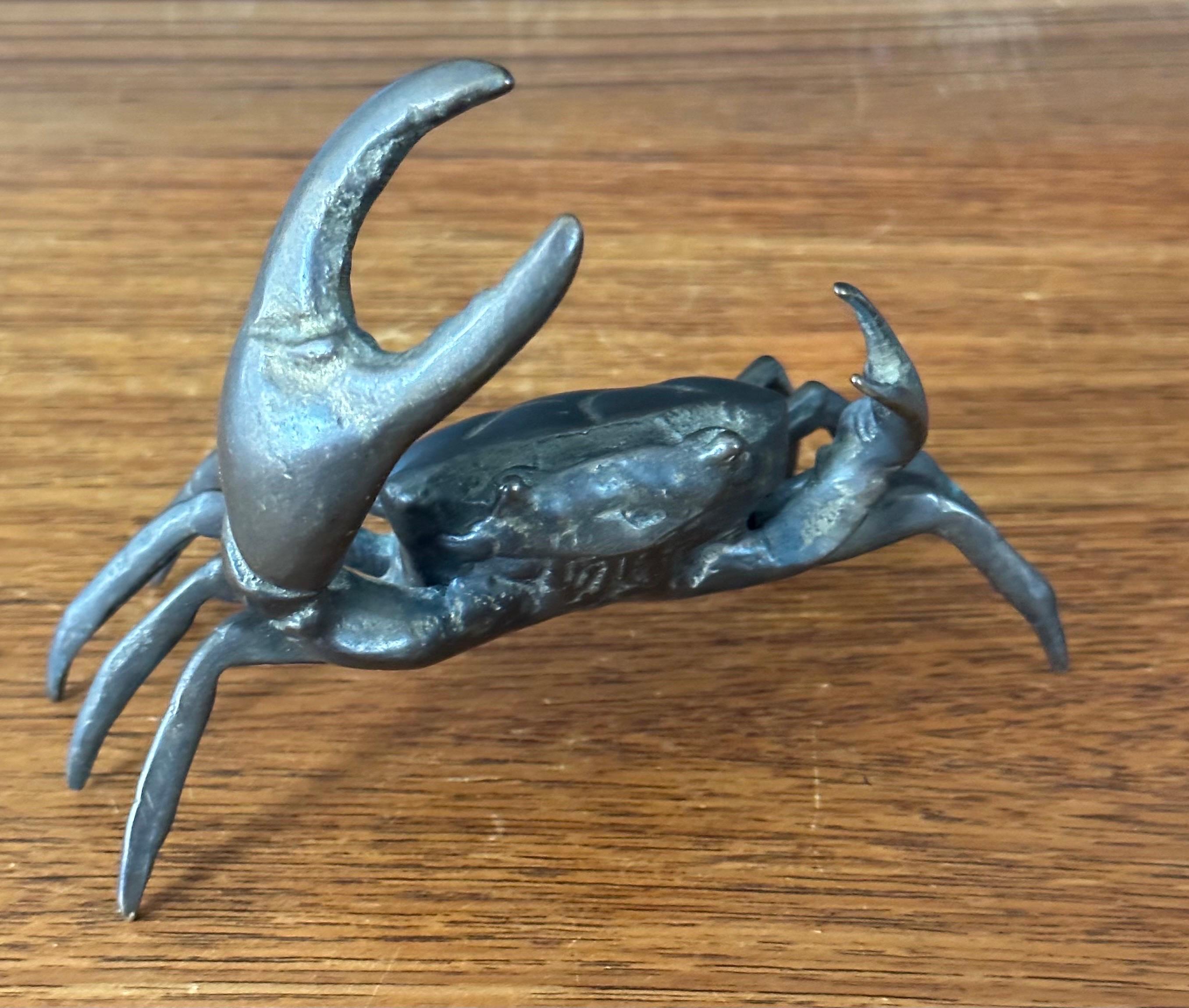 Bronze Crab Sculpture / Paperweight For Sale 7