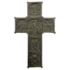 Croix en bronze du XVIIIe siècle