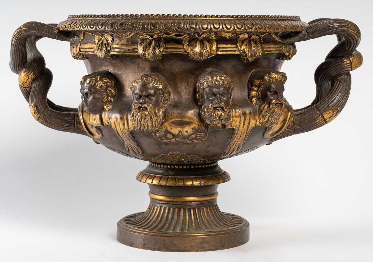Bronze Cup by Barbedienne, Napoleon III Period In Good Condition For Sale In Saint-Ouen, FR