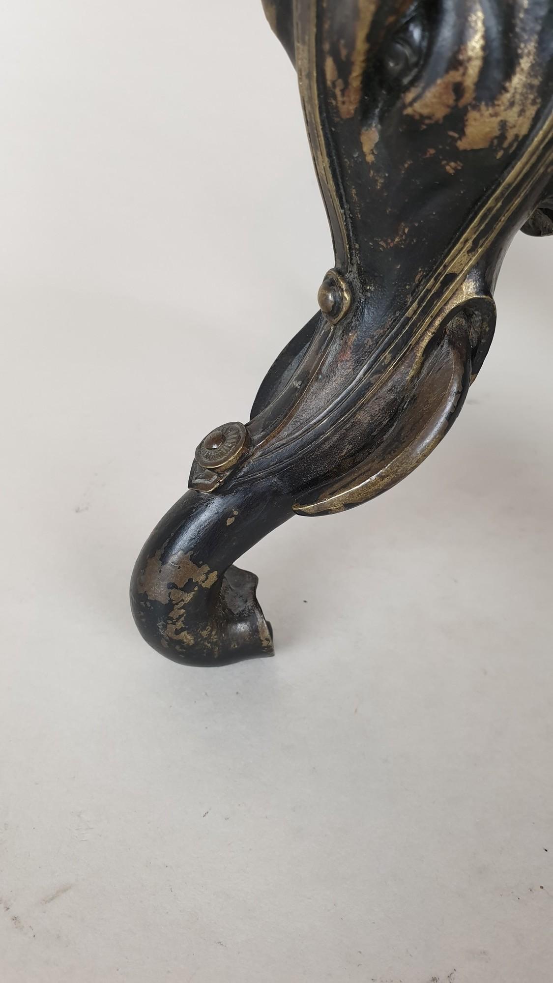 19th Century Bronze Cup Foot, With Elephant Heads, XIXth Century For Sale