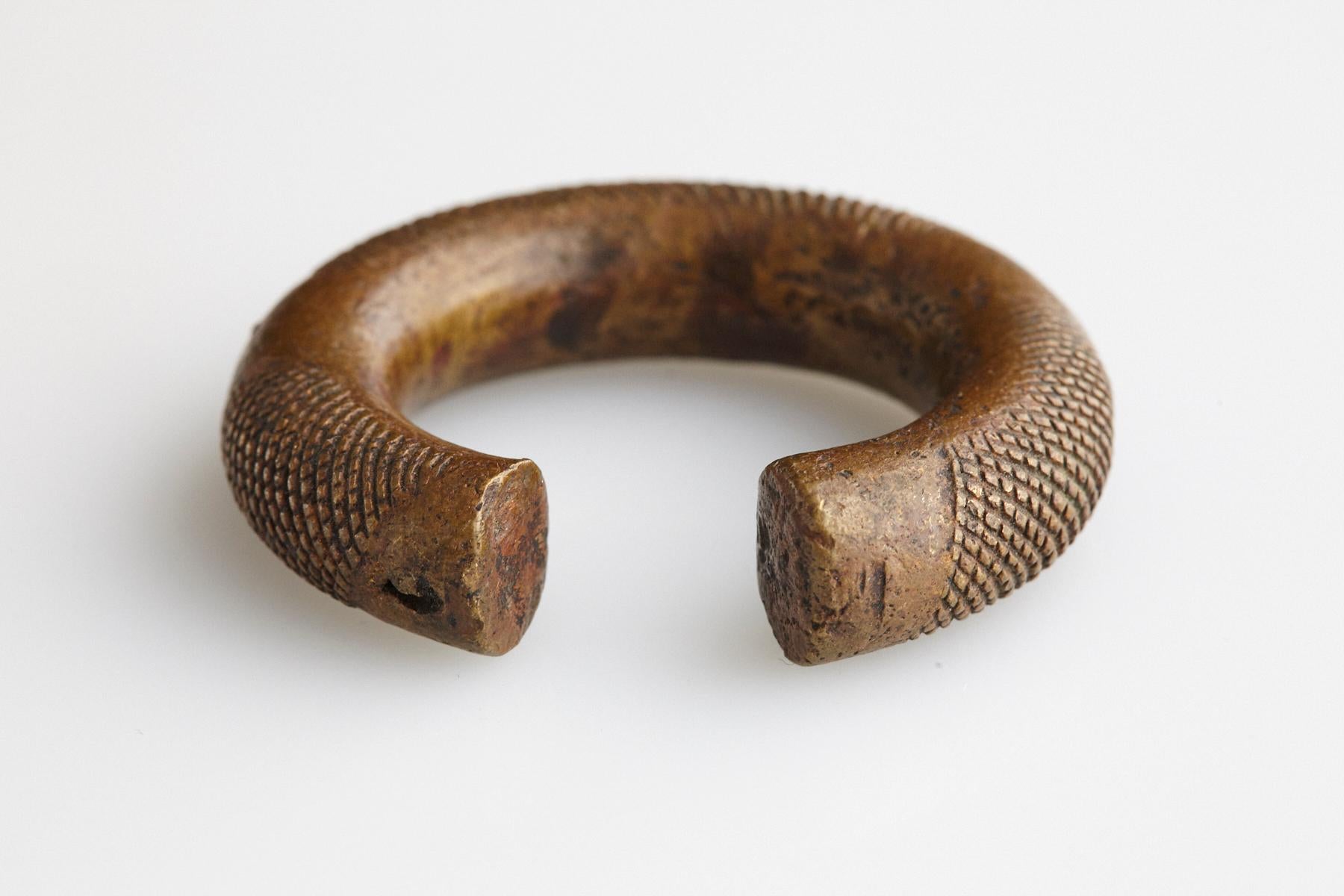 Bronze Currency Bracelet/Manilla, Dogon People, Burkina Faso, 19th c. - No 3 For Sale 1