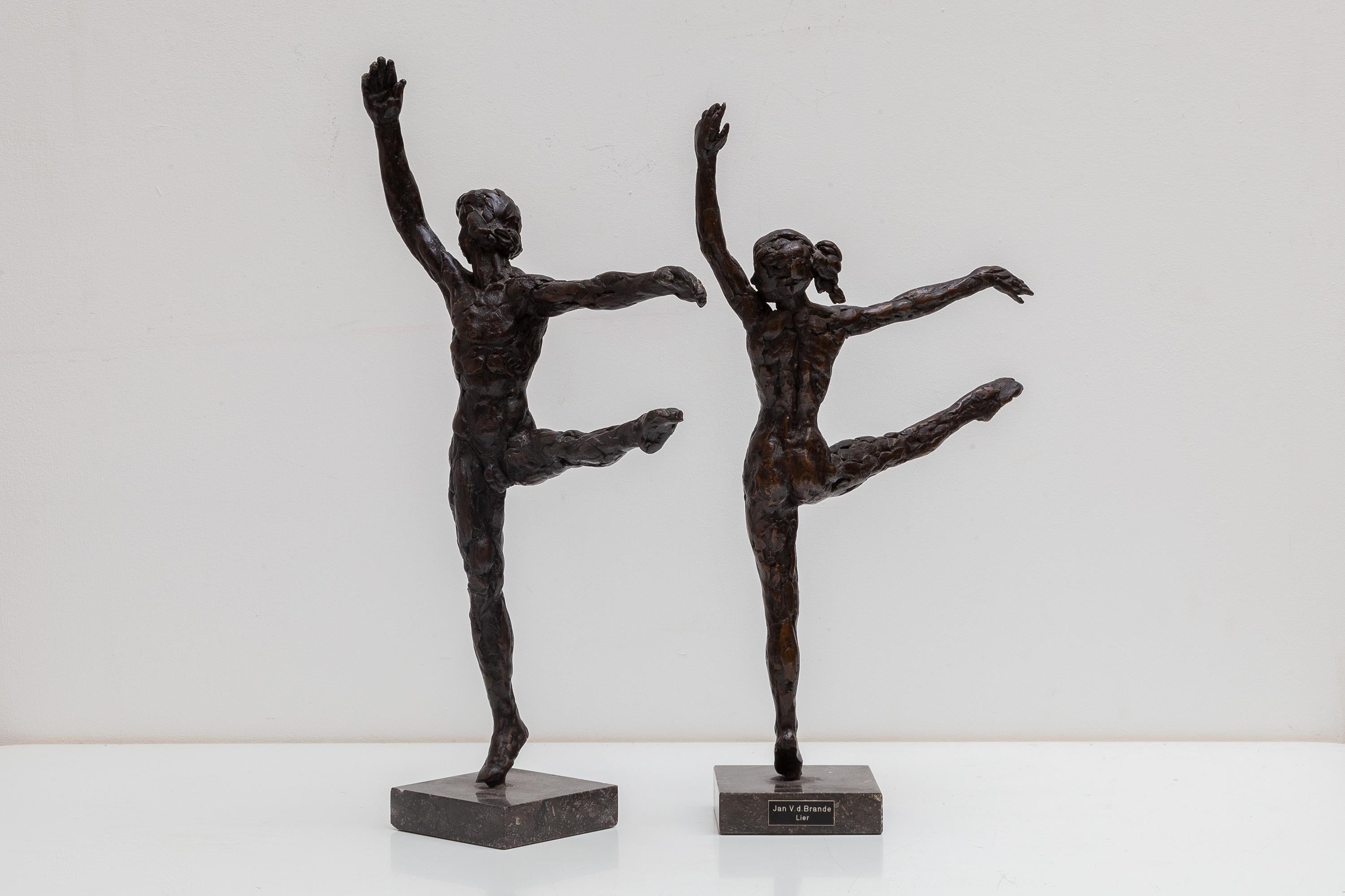 Bronze-Tänzer-Couple 1970er Jahre Belgien Künstler V D Brande (Handgefertigt) im Angebot