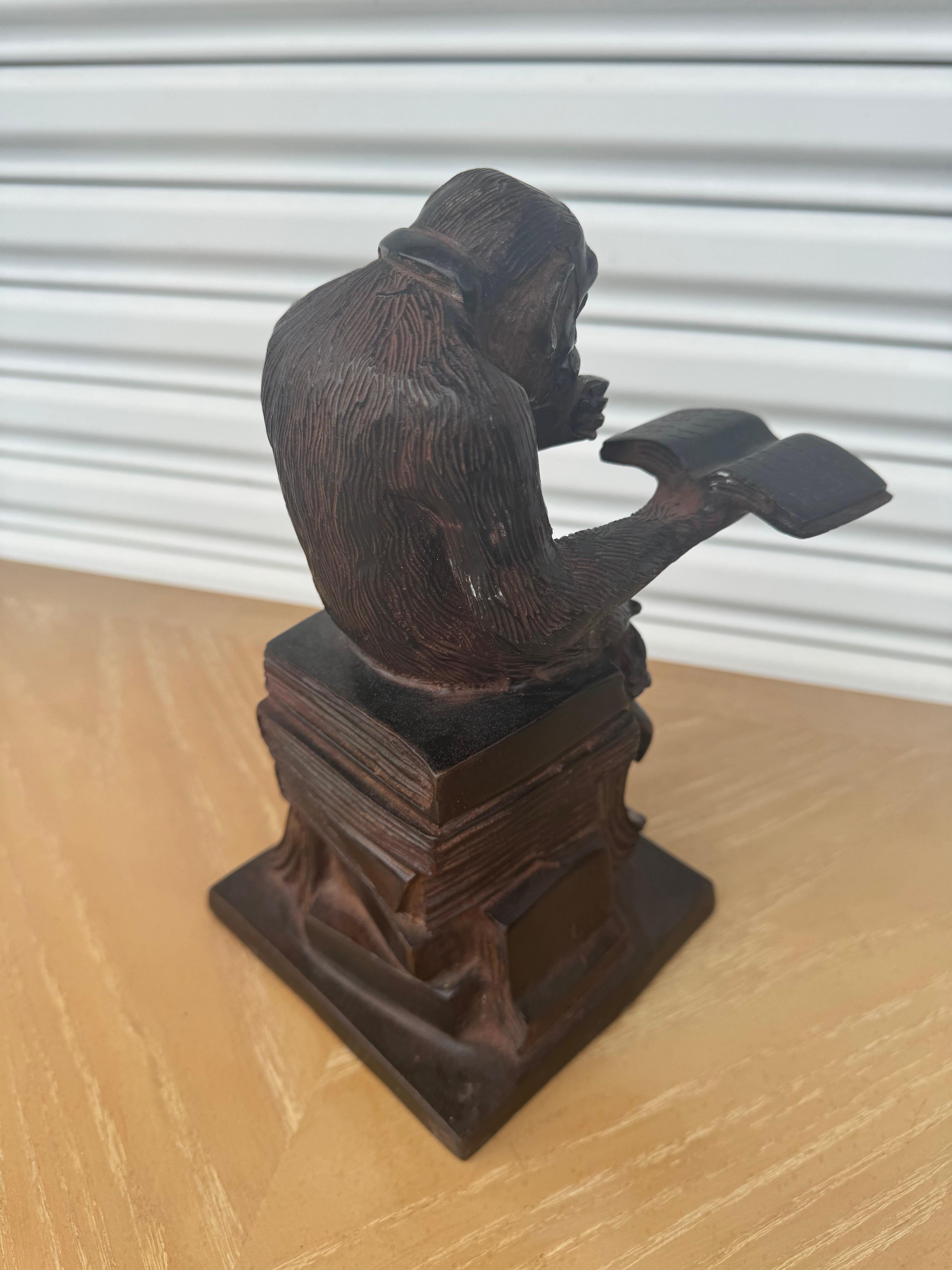Bronze Darwin's Thinking Monkey Sculpture (Gegossen) im Angebot