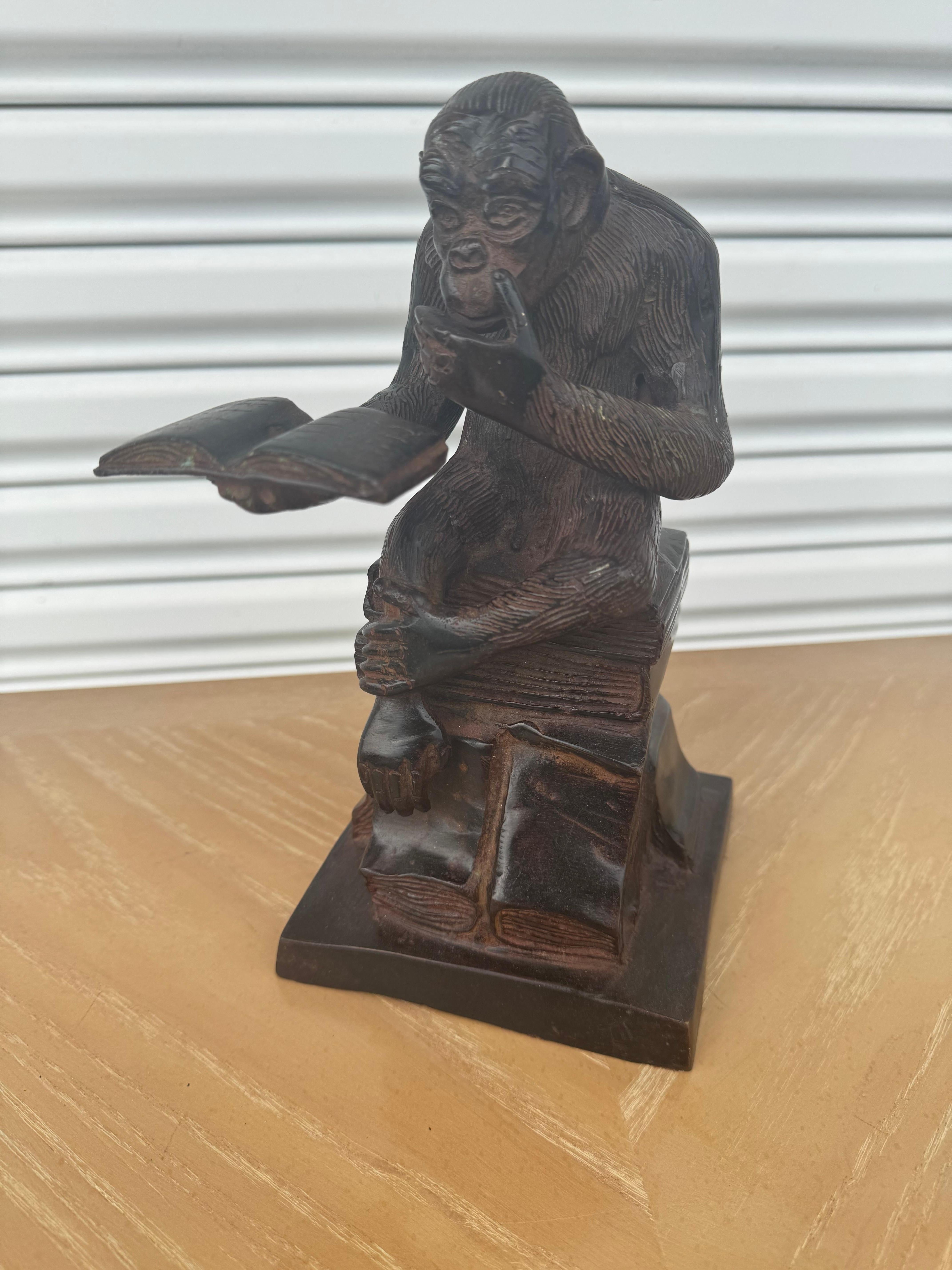 Bronze Darwin's Thinking Monkey Sculpture (20. Jahrhundert) im Angebot