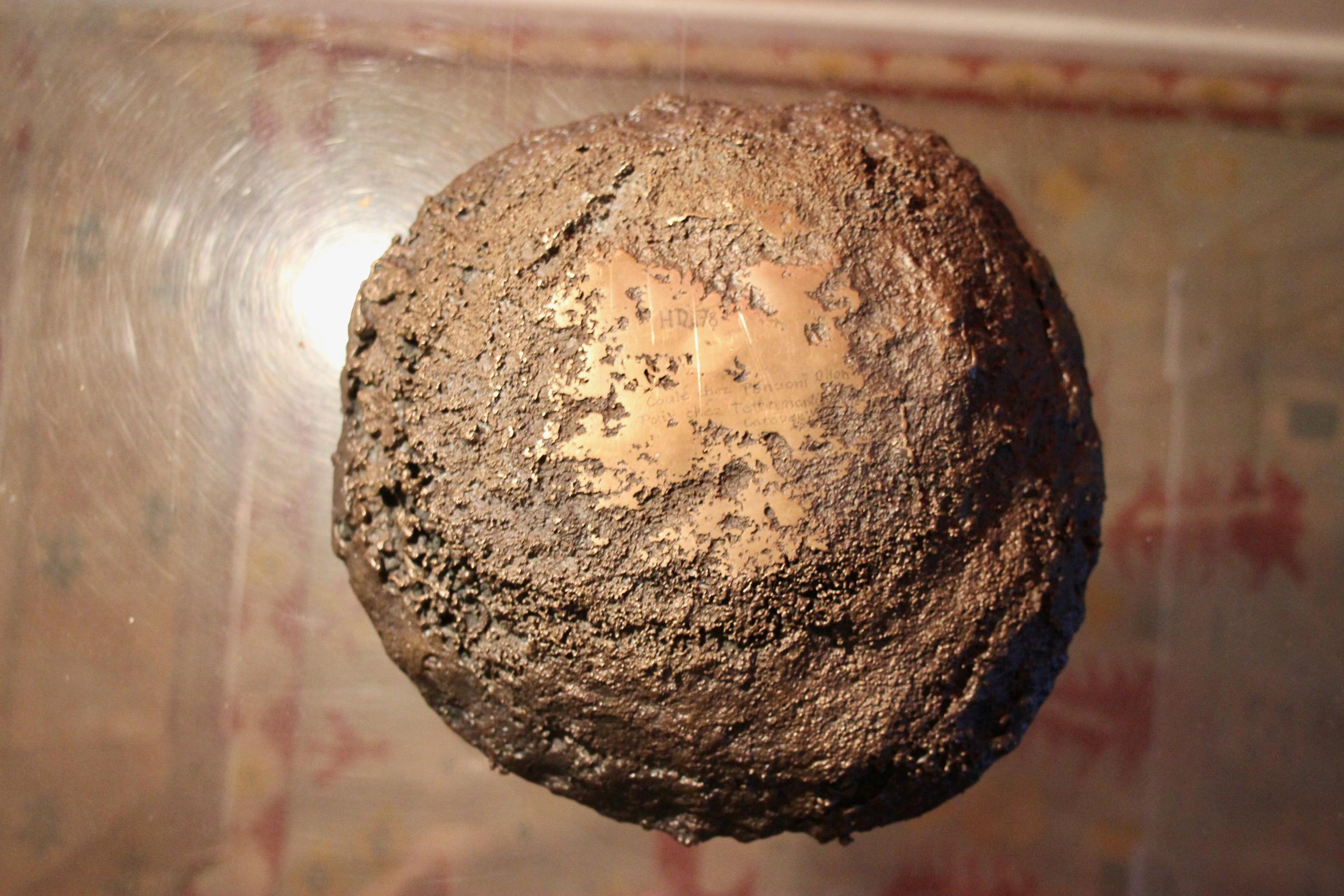 Bronze dekorative vide poche datiert 78 im Angebot 5