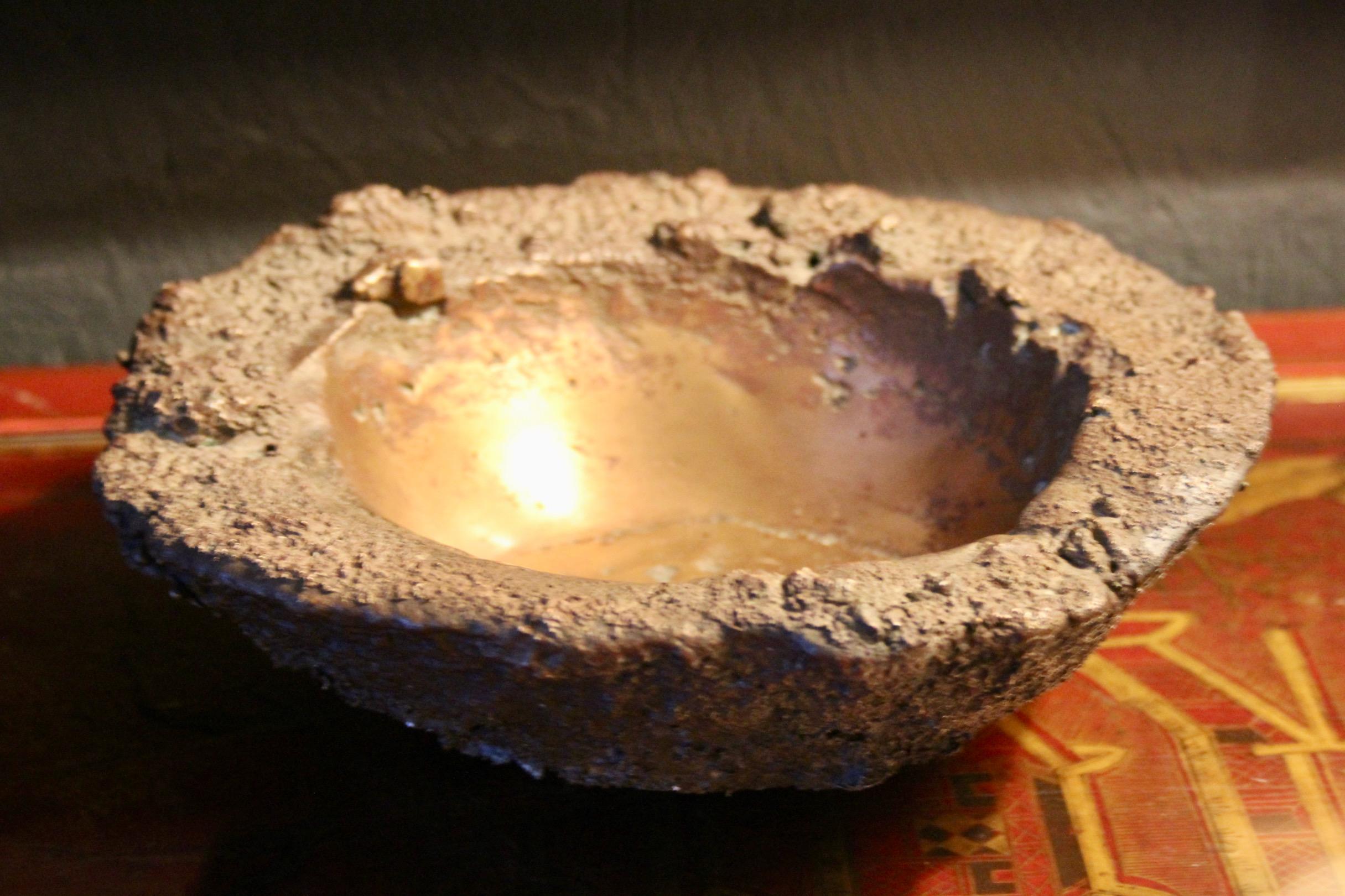 Bronze dekorative vide poche datiert 78 im Zustand „Gut“ im Angebot in grand Lancy, CH