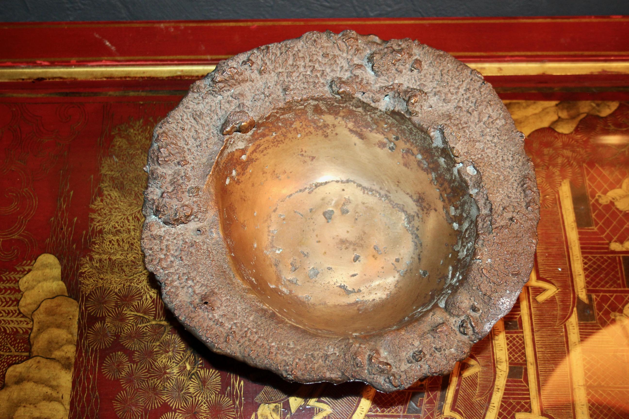 Bronze dekorative vide poche datiert 78 (Ende des 20. Jahrhunderts) im Angebot