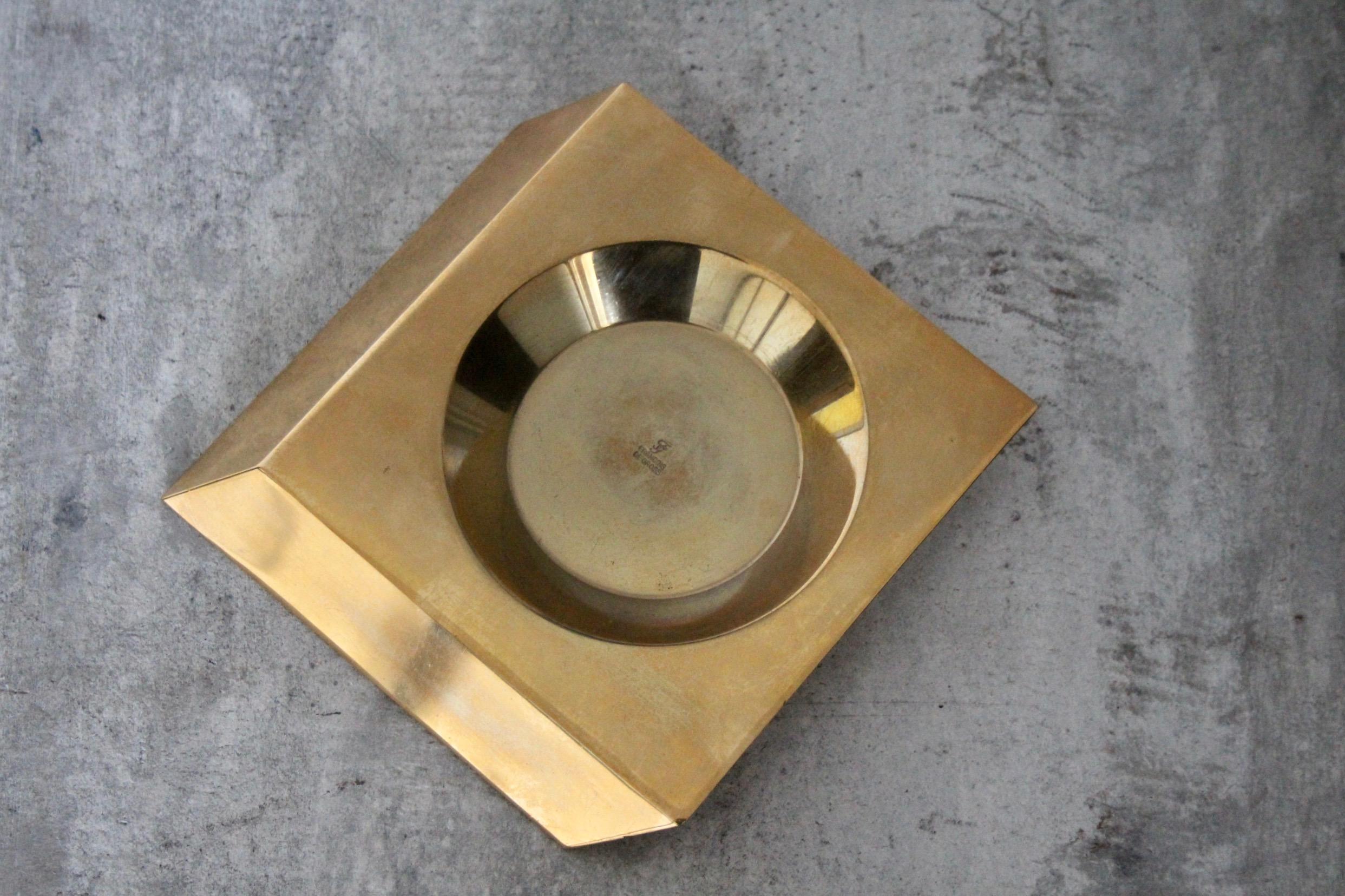 Dekorative Vide poche aus Bronze (Europäisch) im Angebot