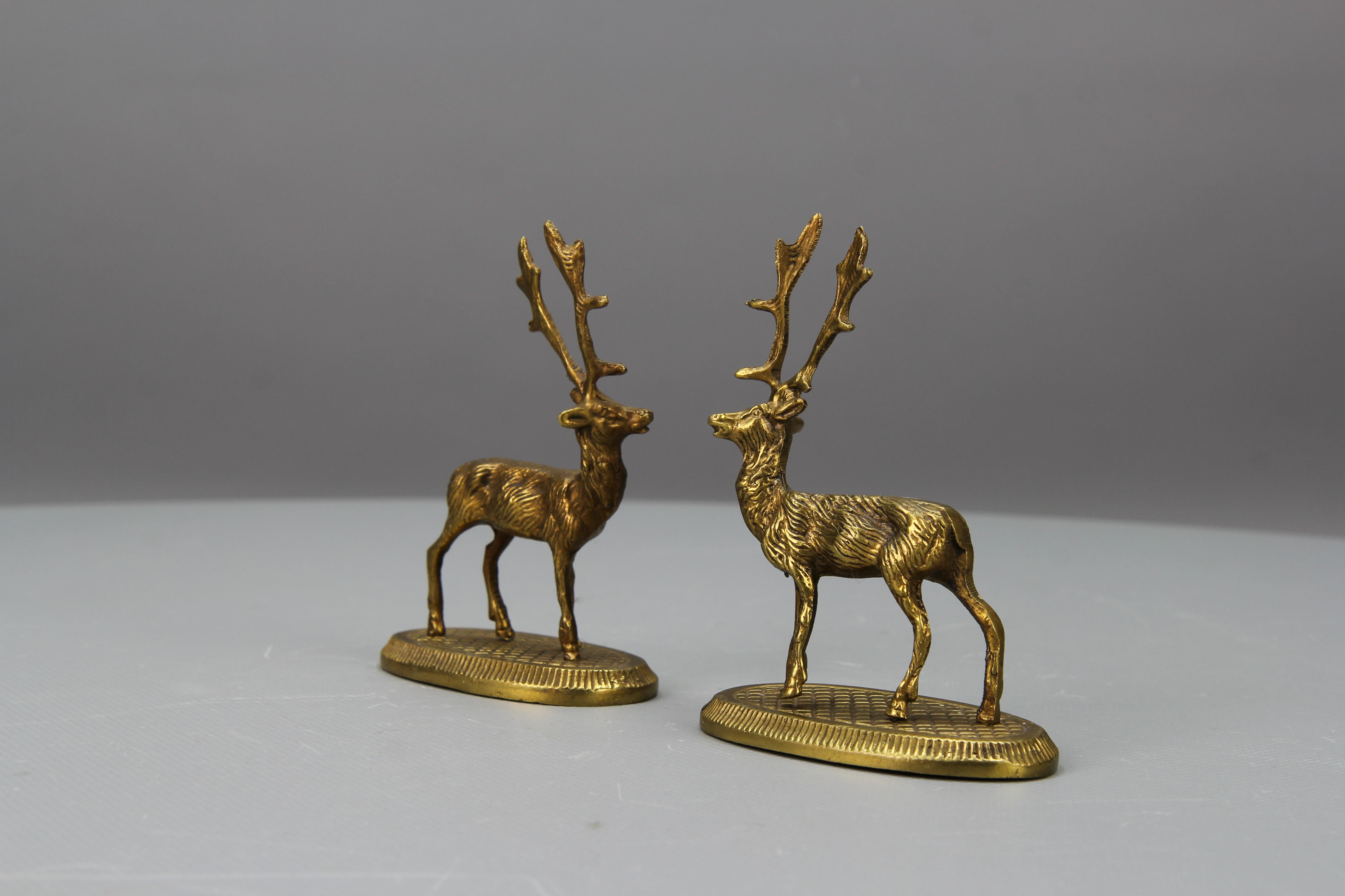 Bronze Deer Figurines, Set of Two In Good Condition For Sale In Barntrup, DE
