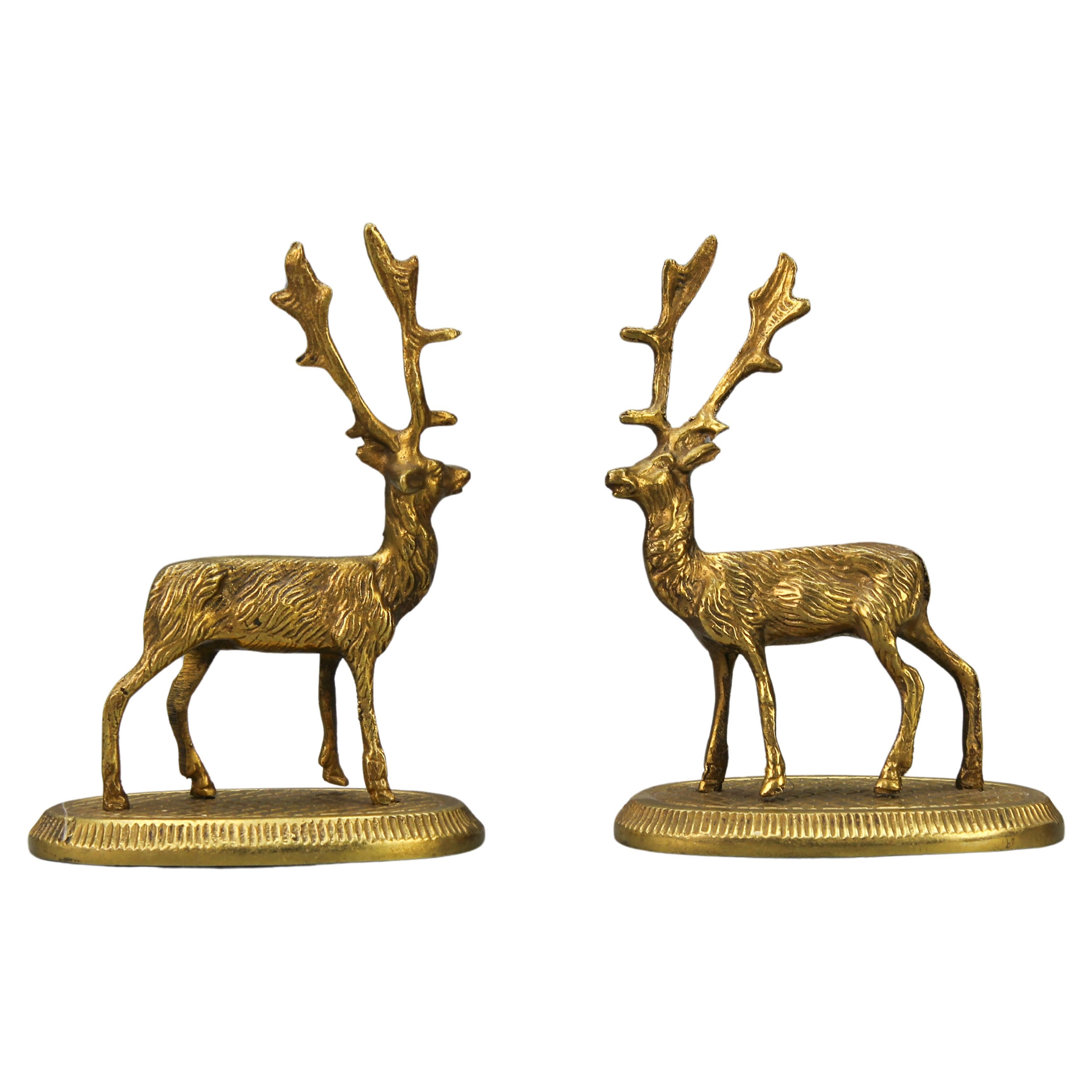 Figurines de cerfs en bronze, lot de deux