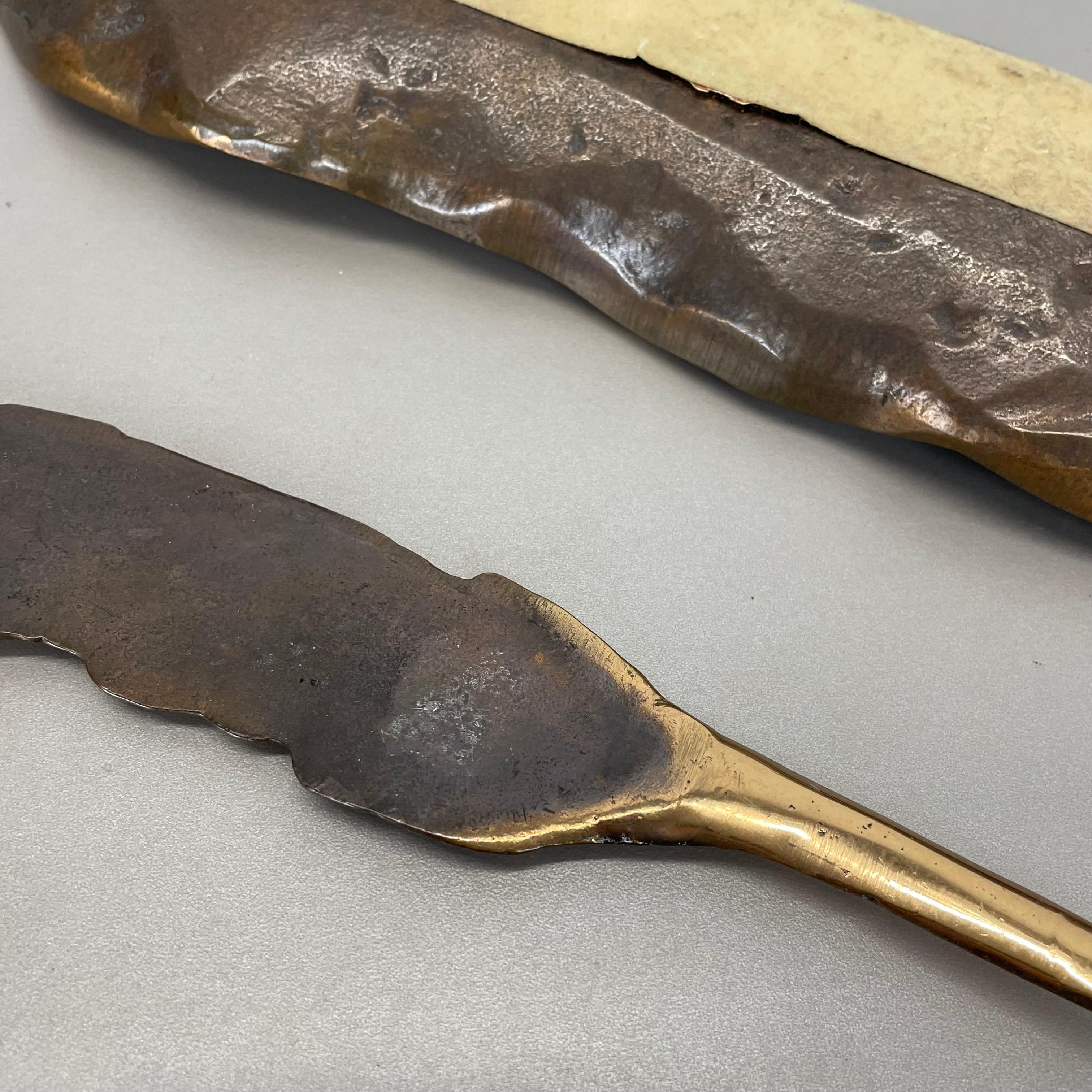 Bronzeschreibtisch Muschelplatte und Brieföffner Auböck Hagenauer Ära, Deutschland, 1970er Jahre im Angebot 7