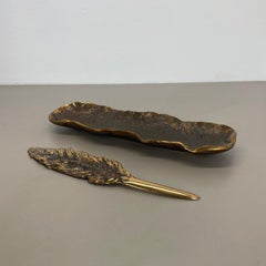 Bronze desk Shell Plate and Letter Opener Auböck Hagenauer Era, Germany, 1970s