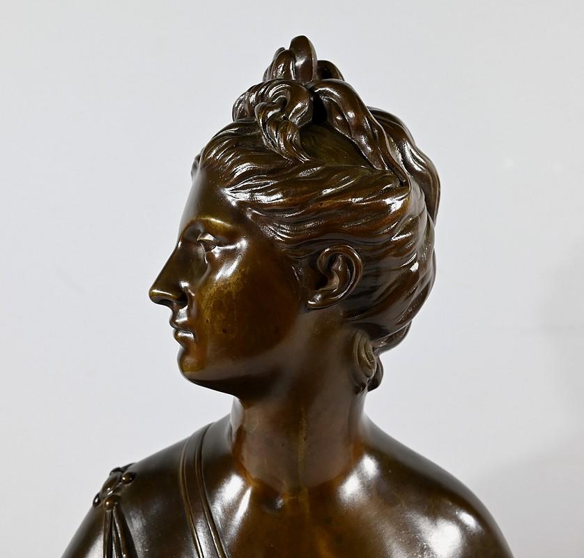 Sculpture en bronze Diane Chasseresse, d'après Houdon - Fin du XIXe siècle Bon état - En vente à HÉRIC, FR