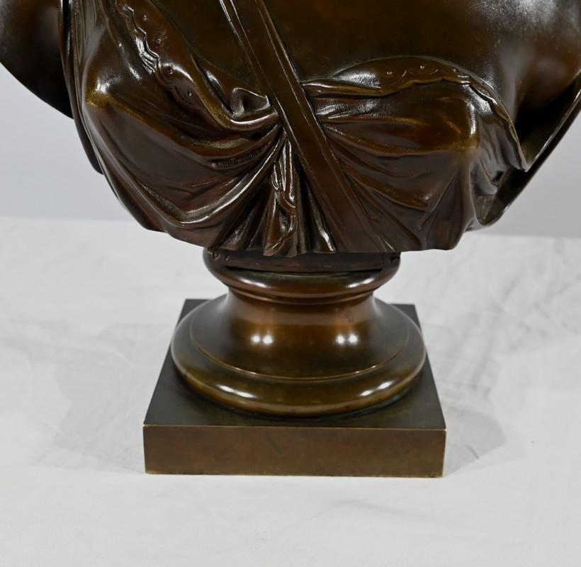 Sculpture en bronze Diane Chasseresse, d'après Houdon - Fin du XIXe siècle en vente 2