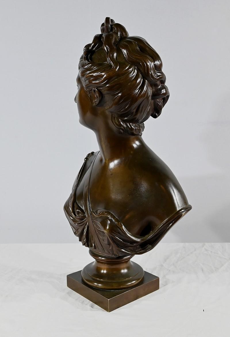 Sculpture en bronze Diane Chasseresse, d'après Houdon - Fin du XIXe siècle en vente 3