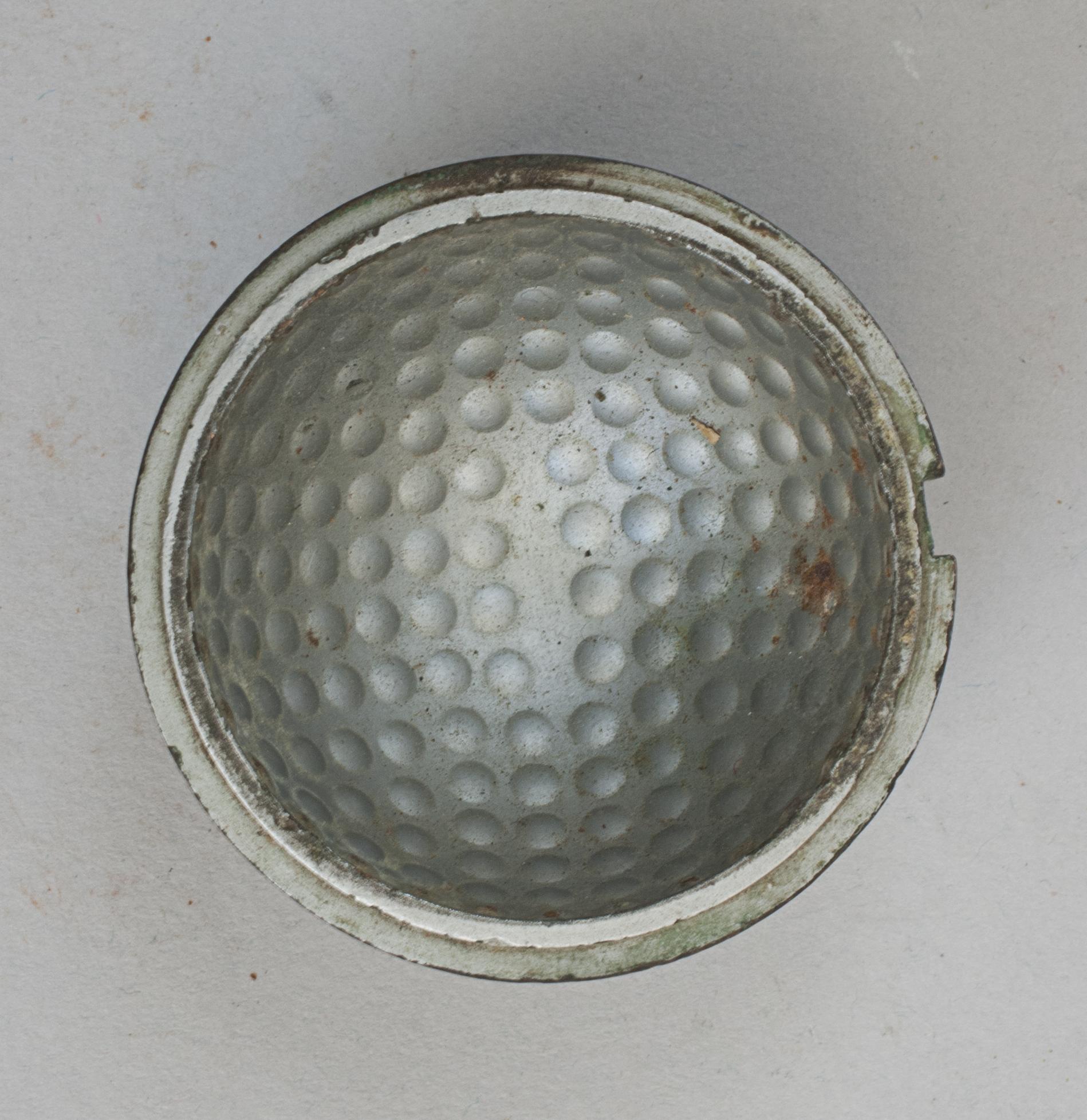 Bronze, Dimple Pattern Golf Ball Mould In Good Condition For Sale In Oxfordshire, GB