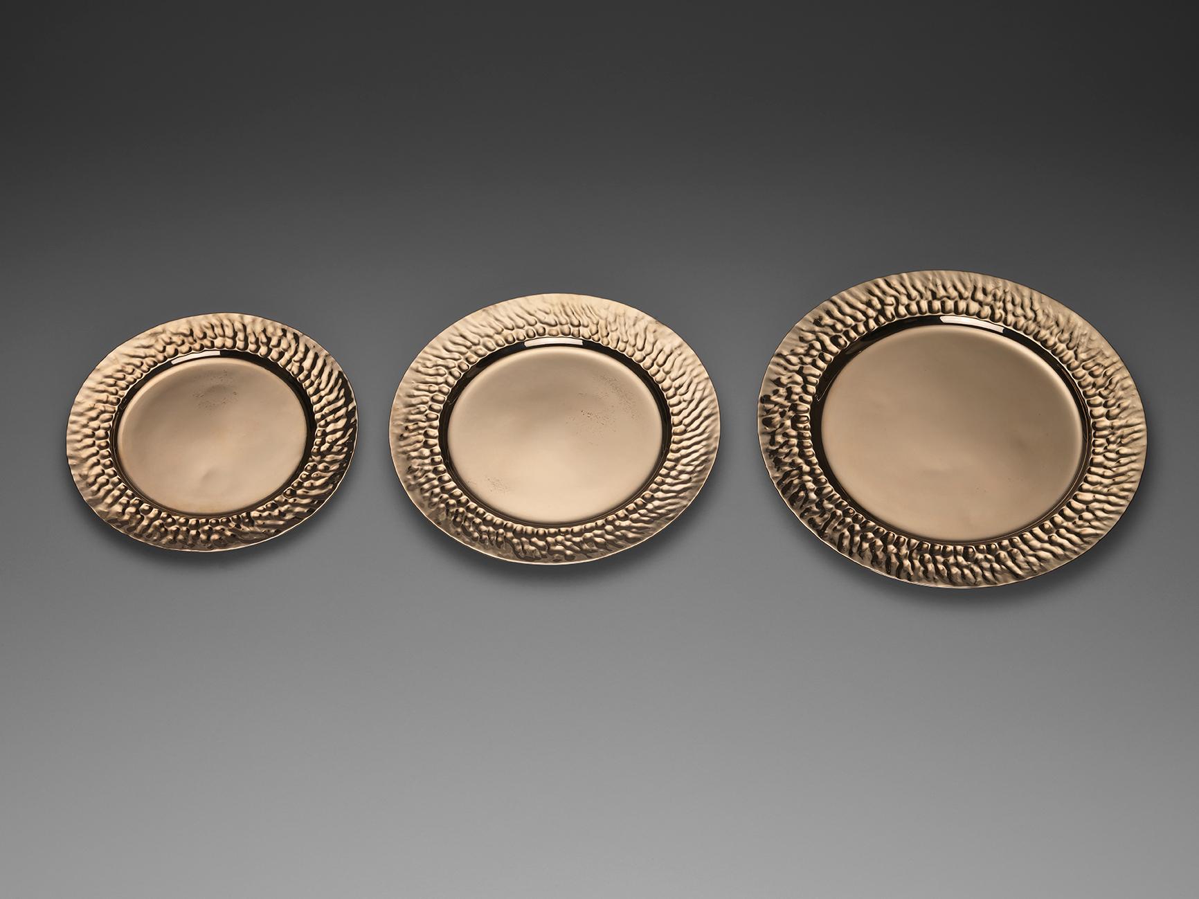 Anglais Eaglador - Assiette à dîner en bronze en vente