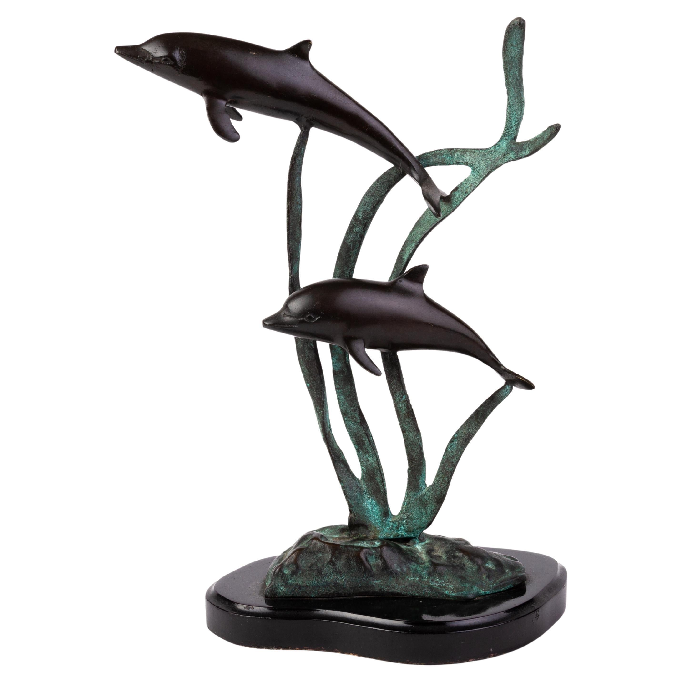 Sculpture de dauphins en bronze sur socle en marbre 
