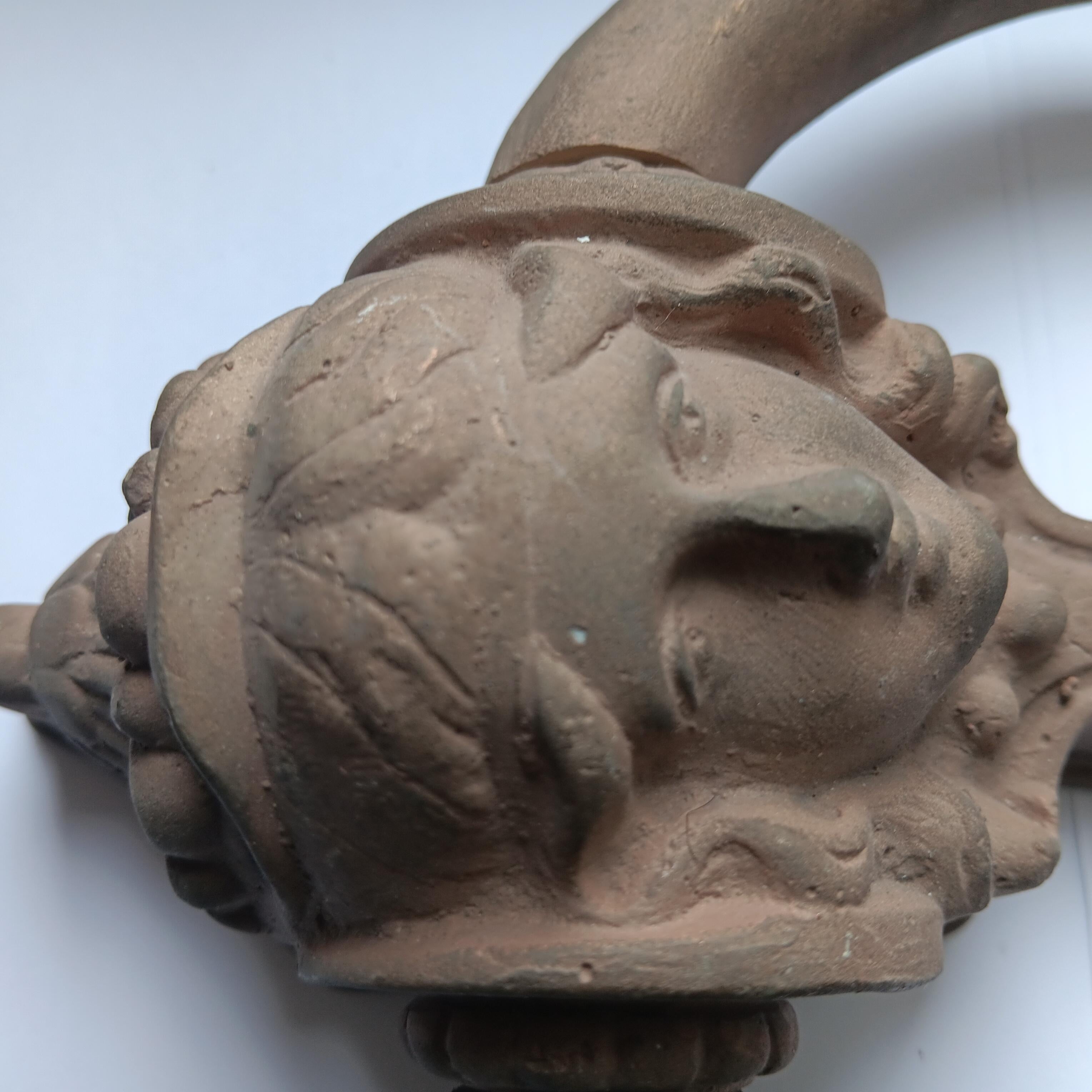 Großer Türgriff, Bronze-Meisterhandwerker in seinem gefundenen Spanien, späten 20. Jahrhundert im Angebot 8