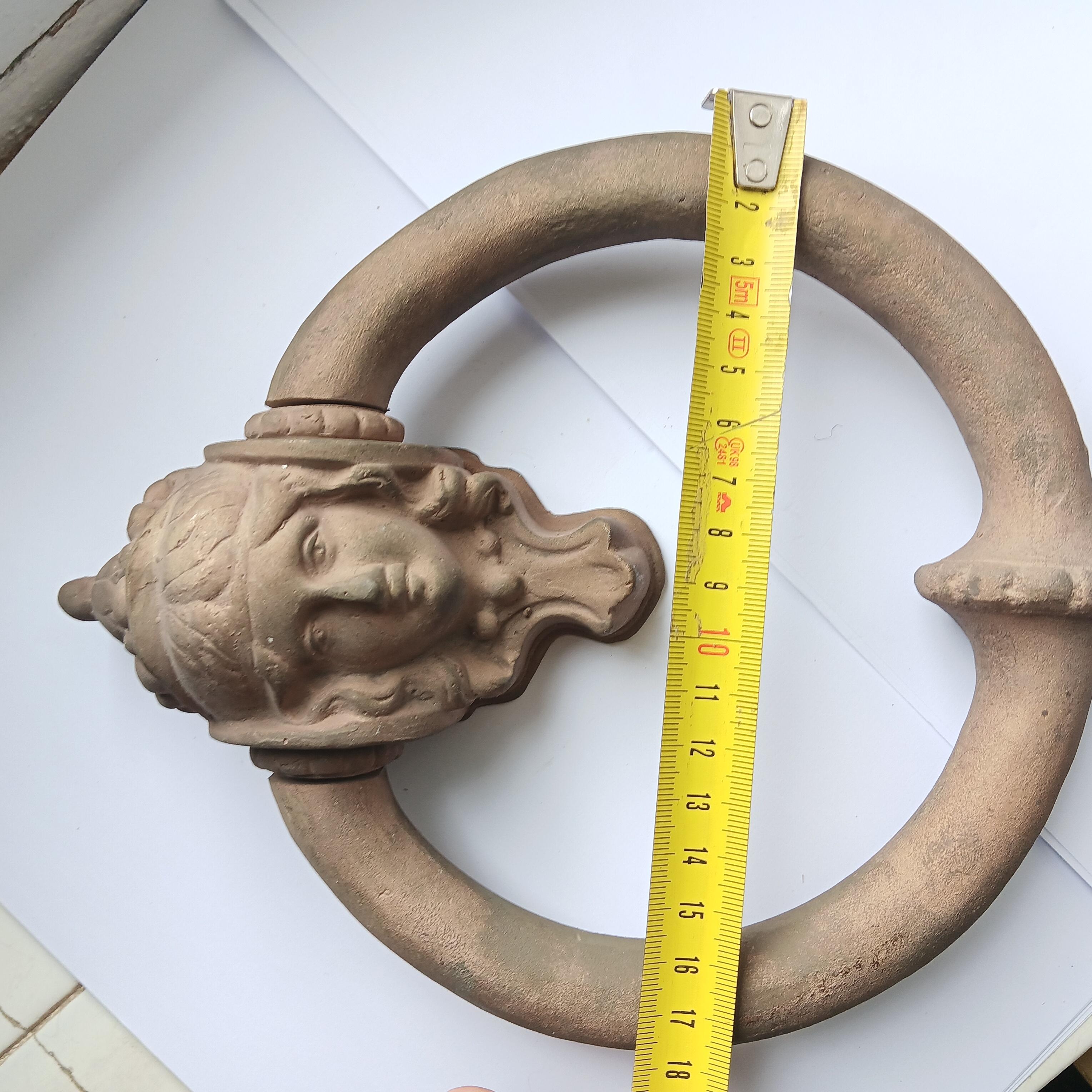 Großer Türgriff, Bronze-Meisterhandwerker in seinem gefundenen Spanien, späten 20. Jahrhundert (Sonstiges) im Angebot