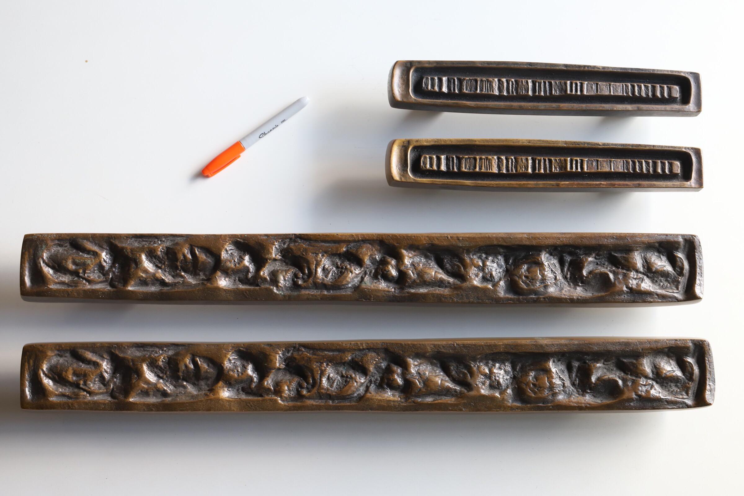 Bronze Door Pulls by Forms and Surfaces 6