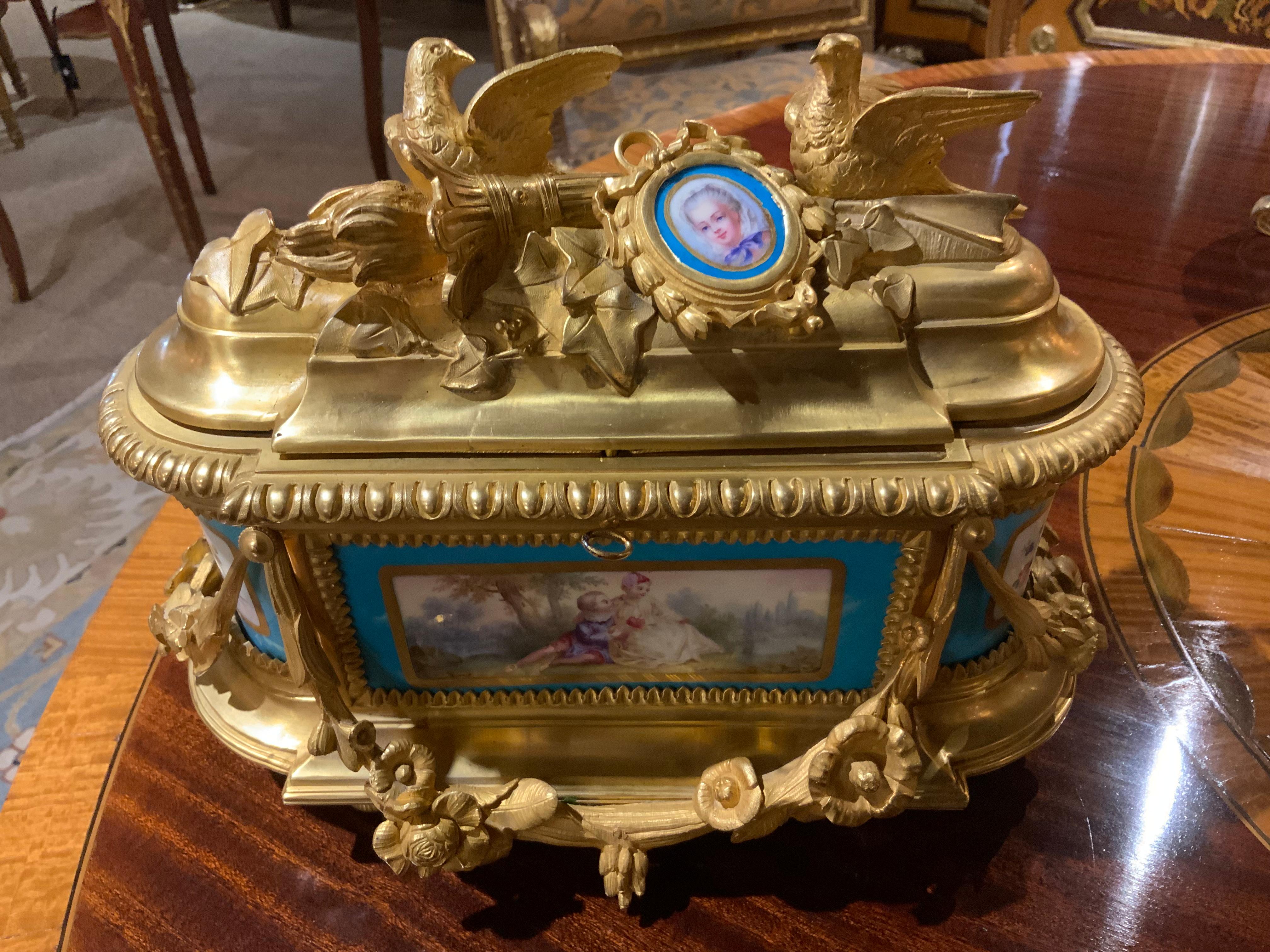Bronze dore and Sevres porcelain jewelry casket For Sale 3