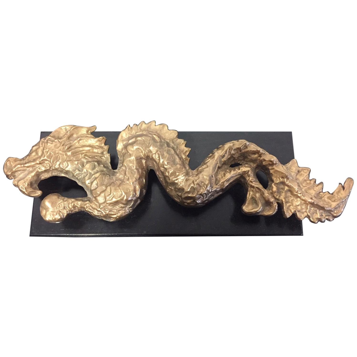 Sculpture de dragon en bronze moulée à la cire et dorée au feu par Tillmann Khn