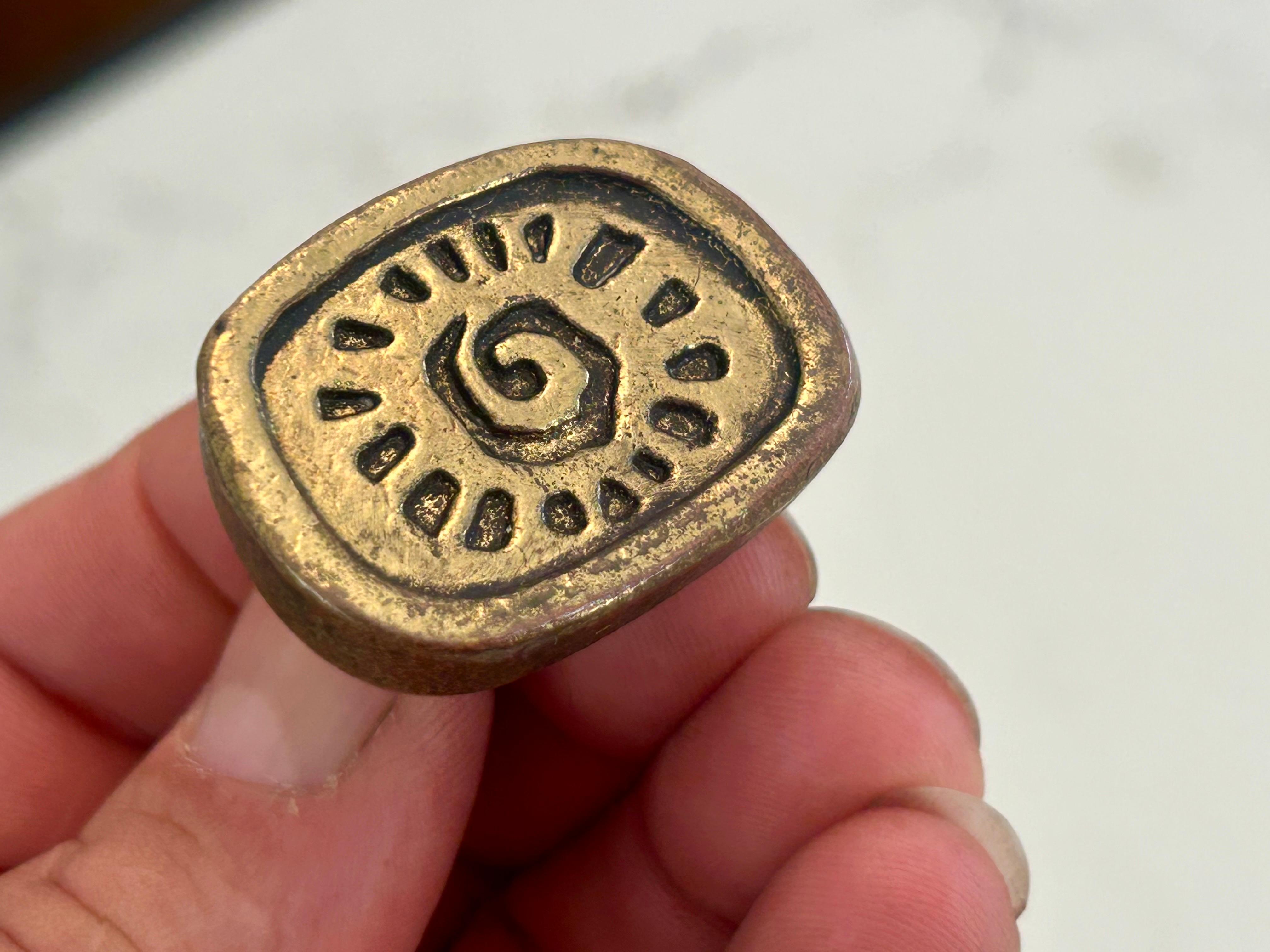 Tiri per cassetti o armadi in bronzo Evelyn Ackerman in vendita 2