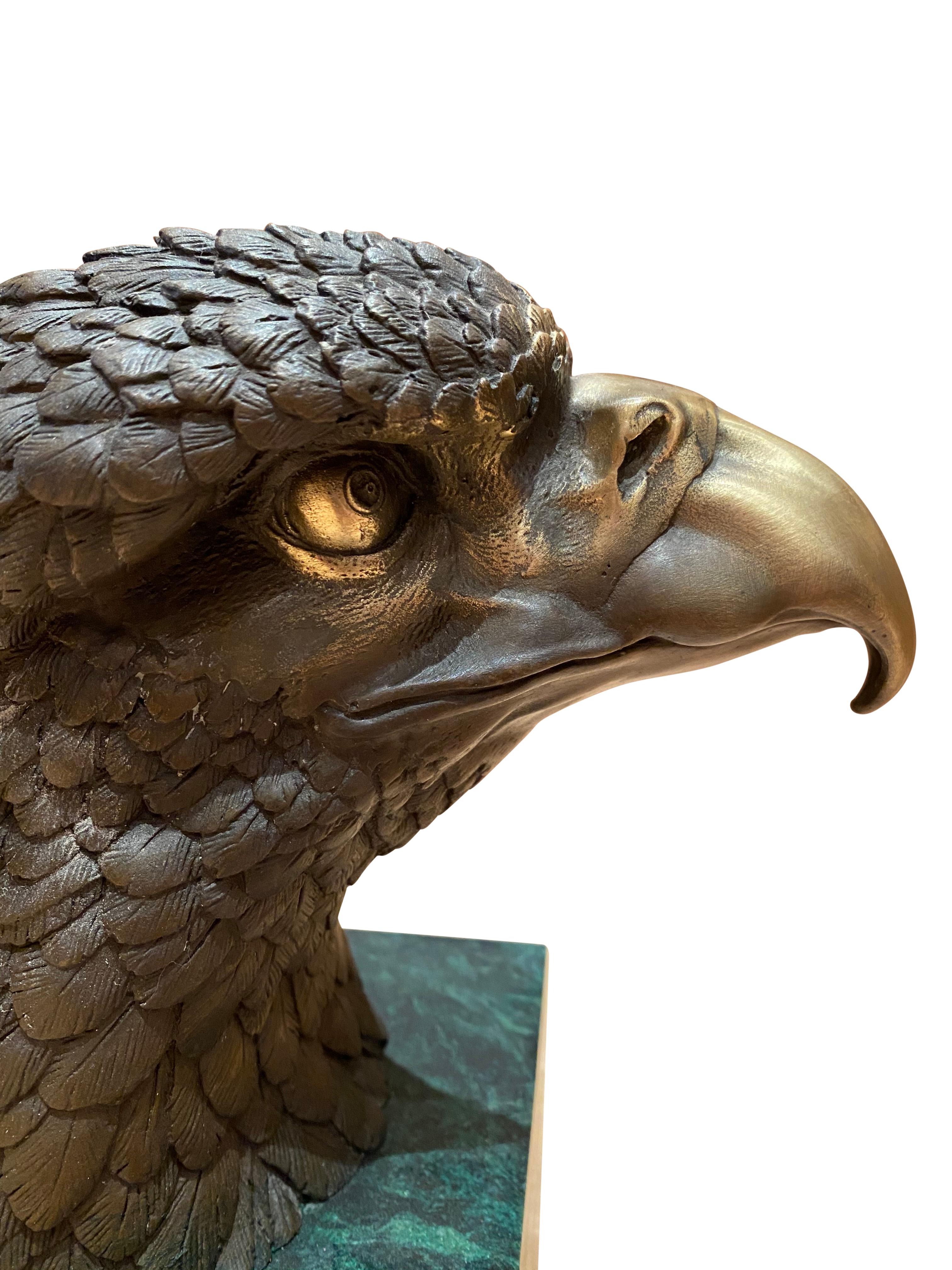 Bronze Eagle Head Sculpture, 20th Century For Sale 3