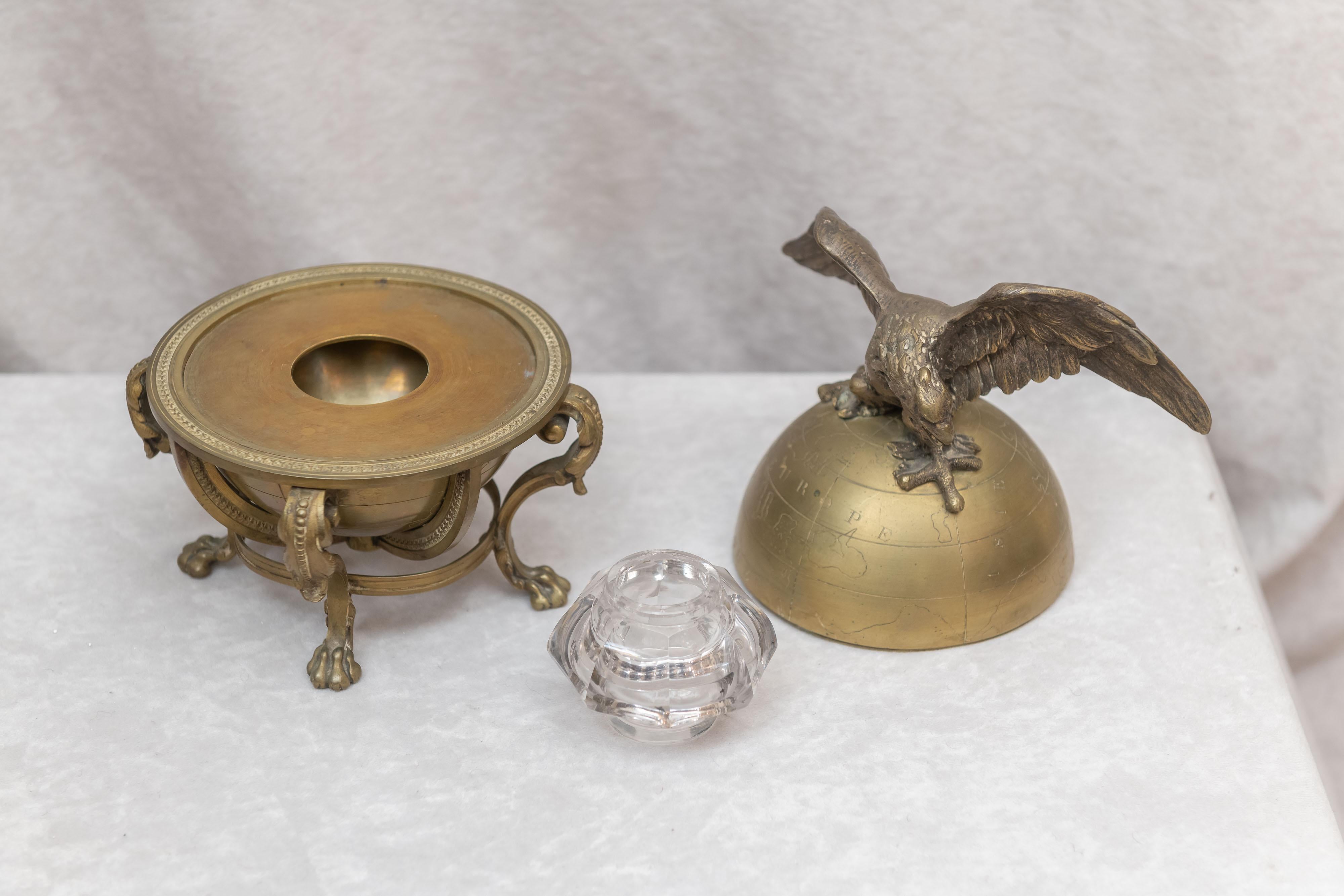 Molded Bronze Eagle on Top of a Globe, Inkwell, French, circa 1900