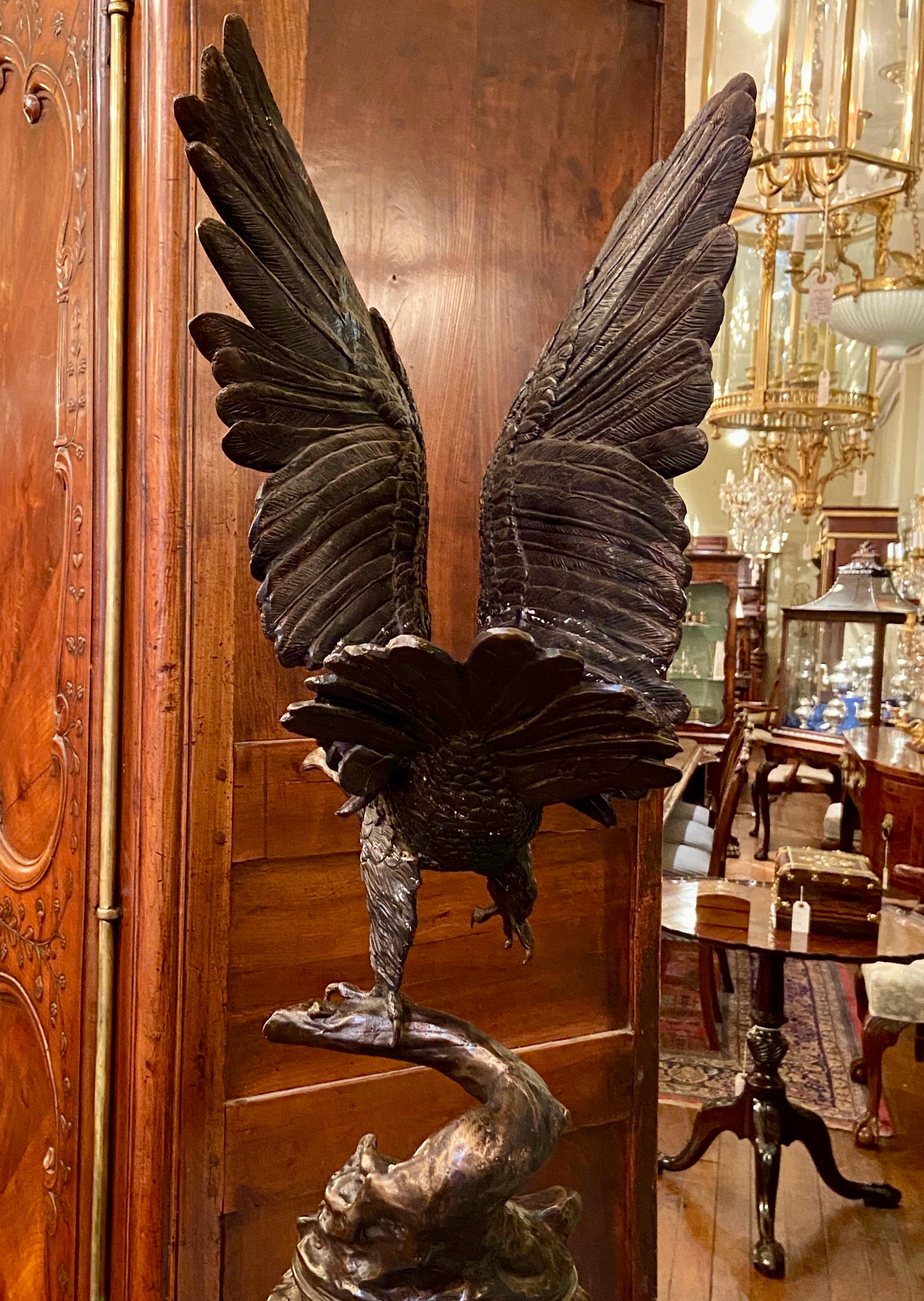 Bronze Eagle Sculpture on Dark Green Marble Pedestal In Good Condition For Sale In New Orleans, LA