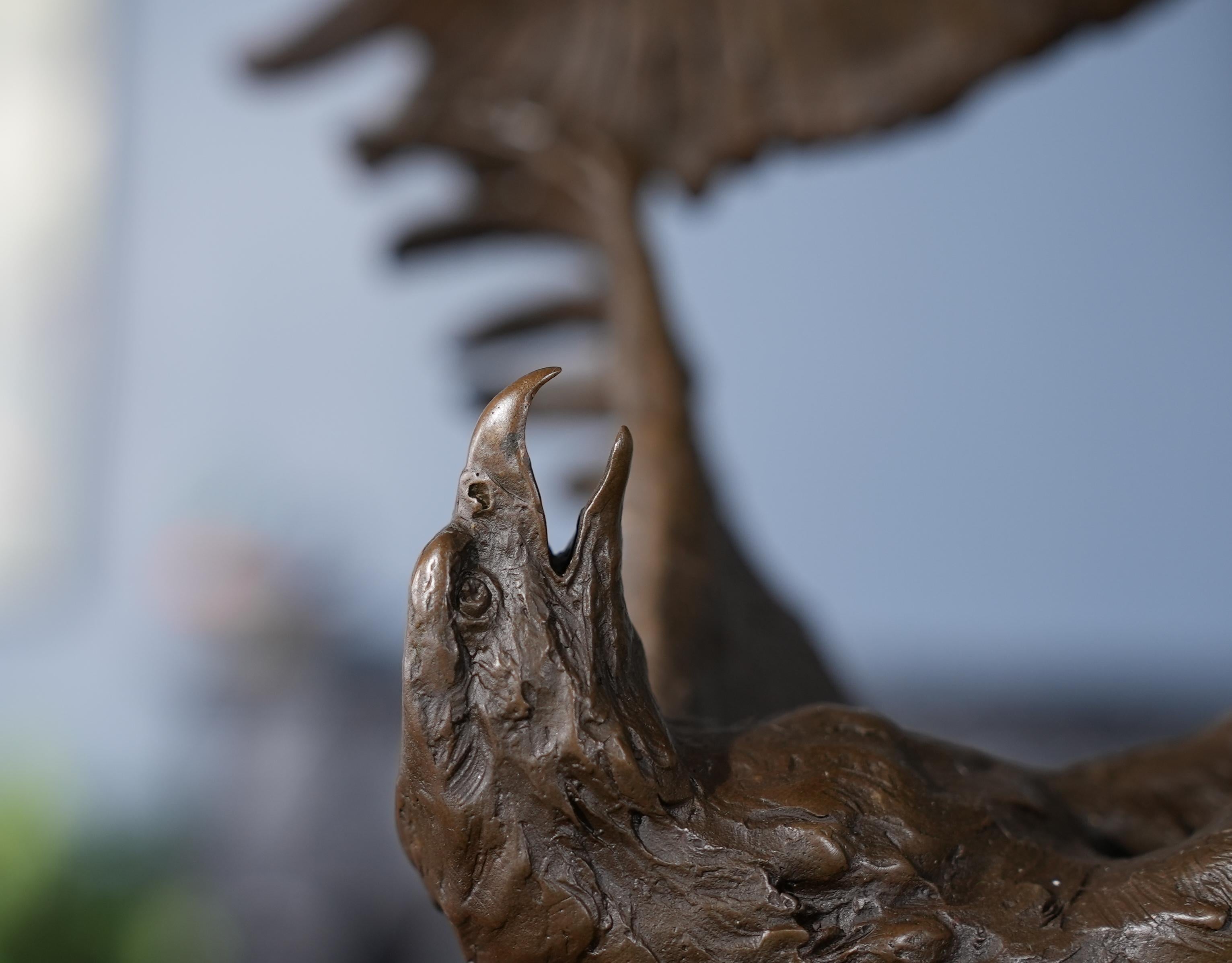 Bronzeadler im Flug aus Bronze mit Marmorsockel im Zustand „Neu“ im Angebot in Annville, PA