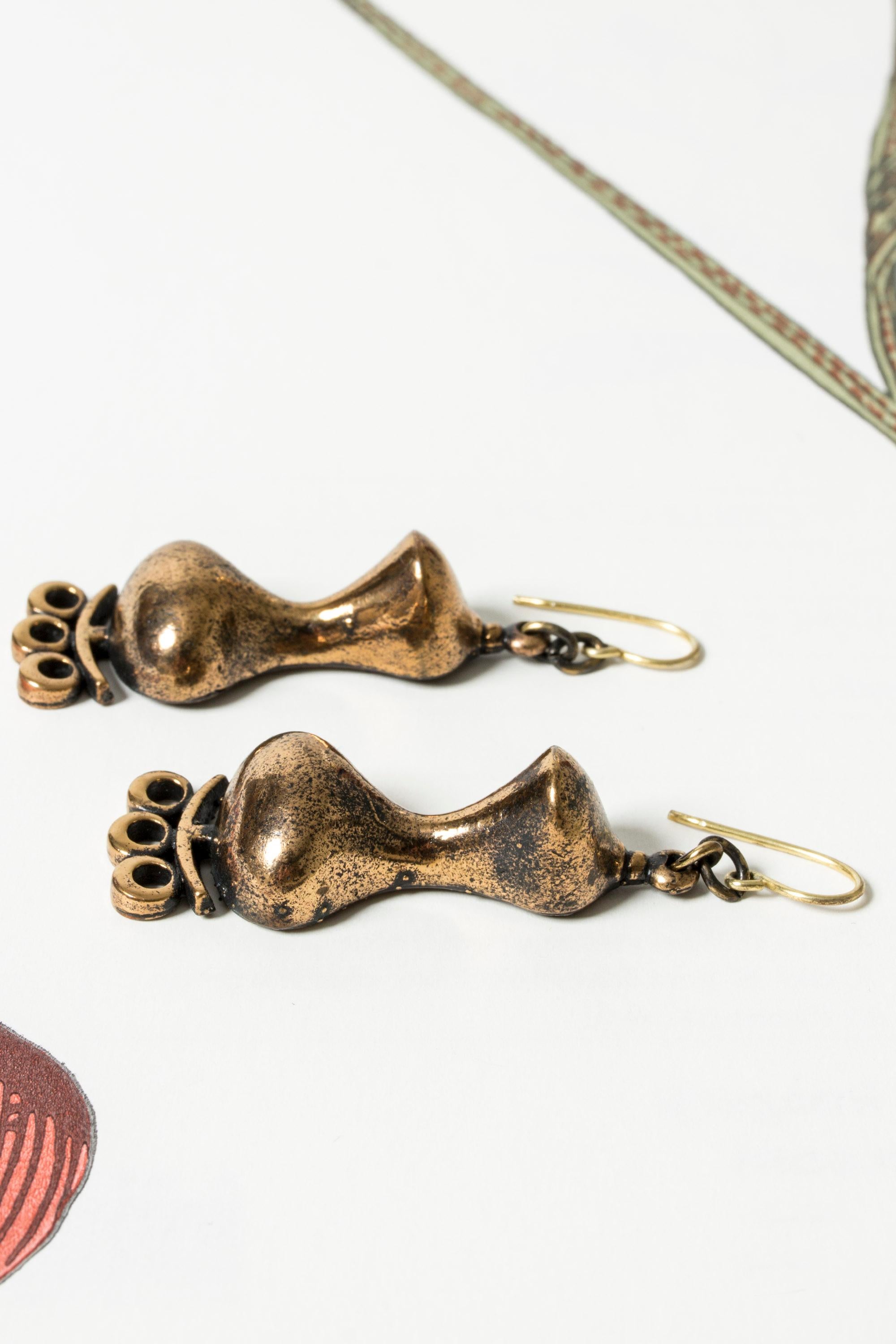 Bronze Earrings by Jorma Laine, Turun Hopea, Finland, 1970s In Good Condition For Sale In Stockholm, SE