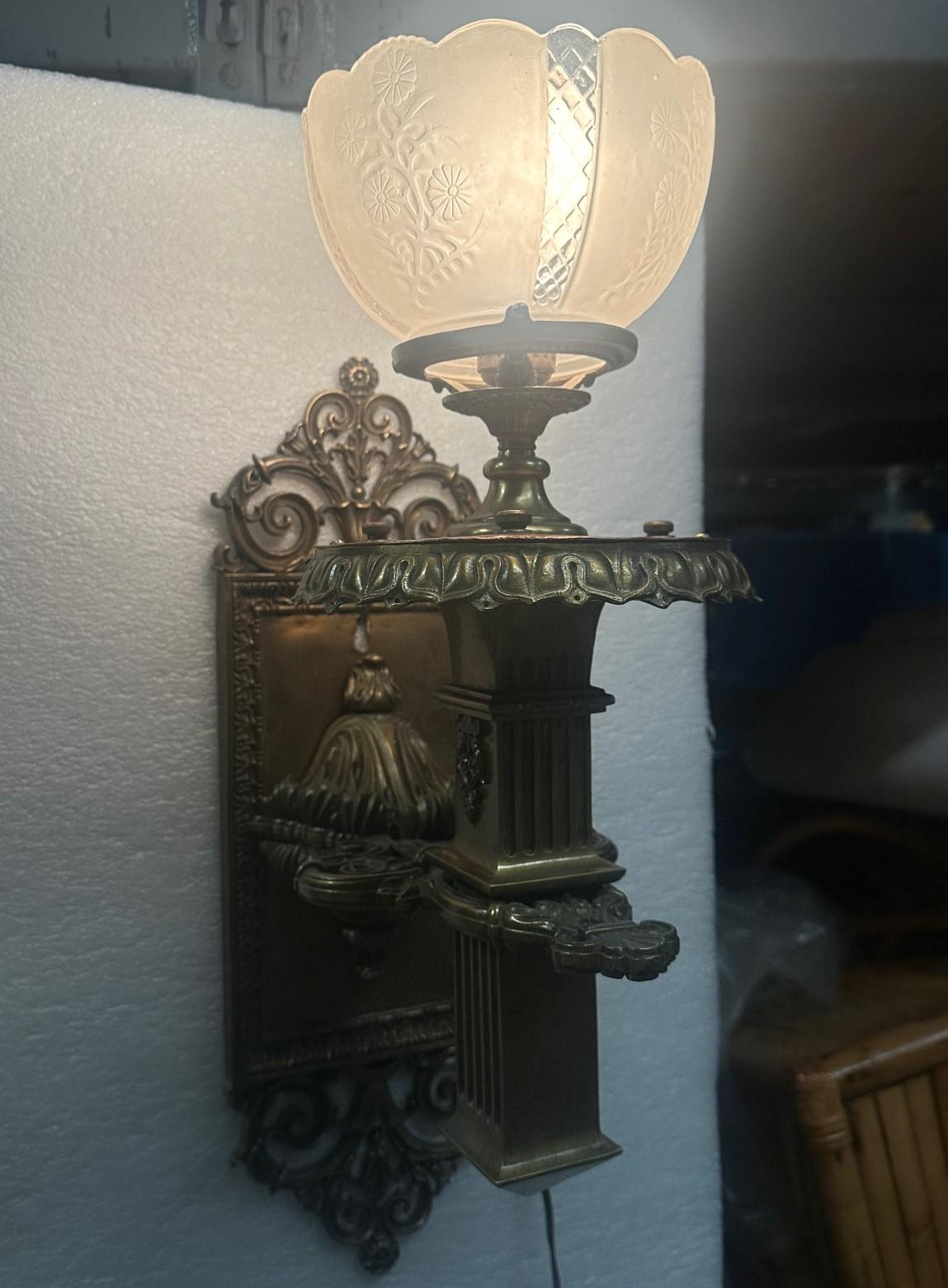Applique torchère édouardienne en bronze en vente 4