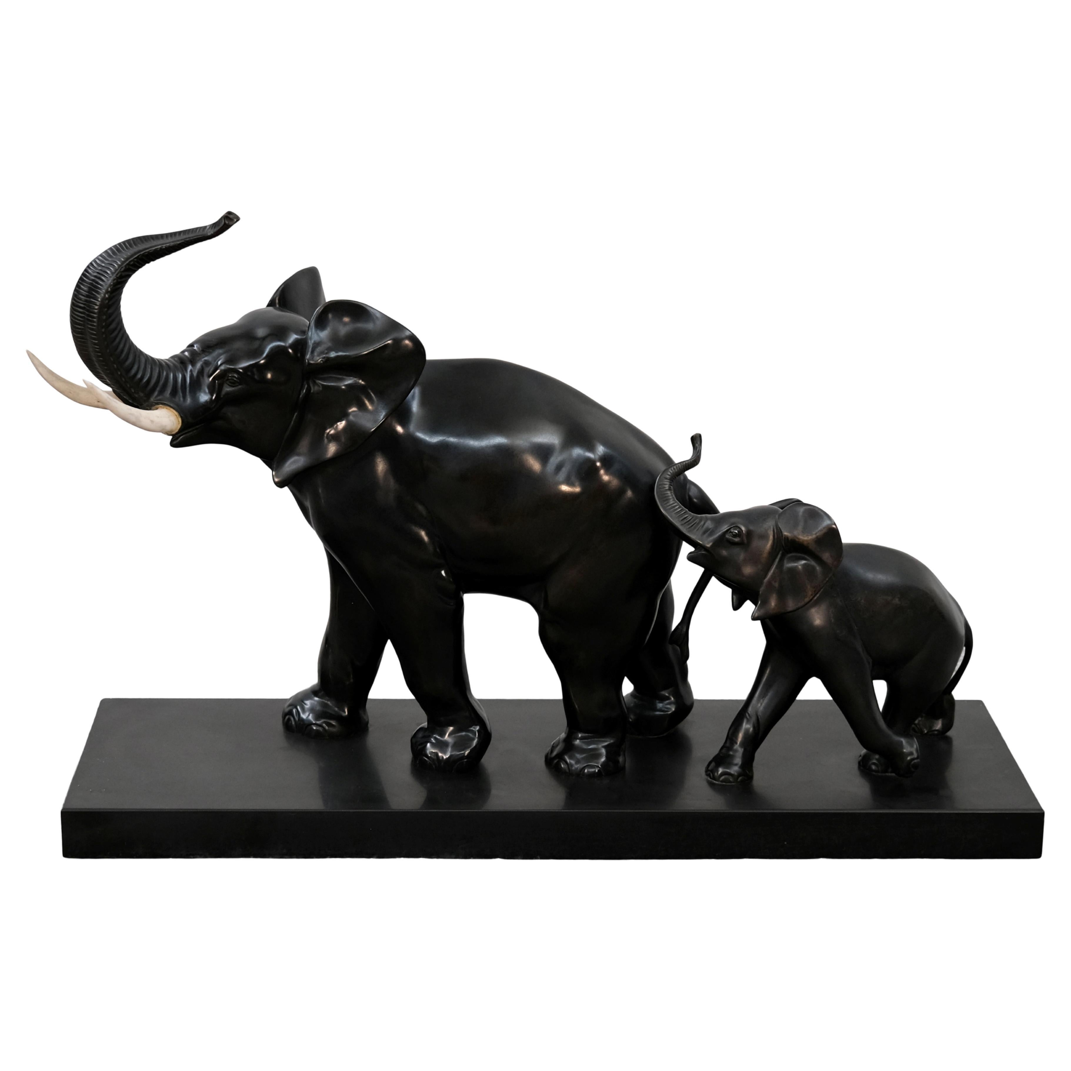 Bronze Elephant Sculpture by Irénée Rochard, French Art Deco, circa 1930/40s