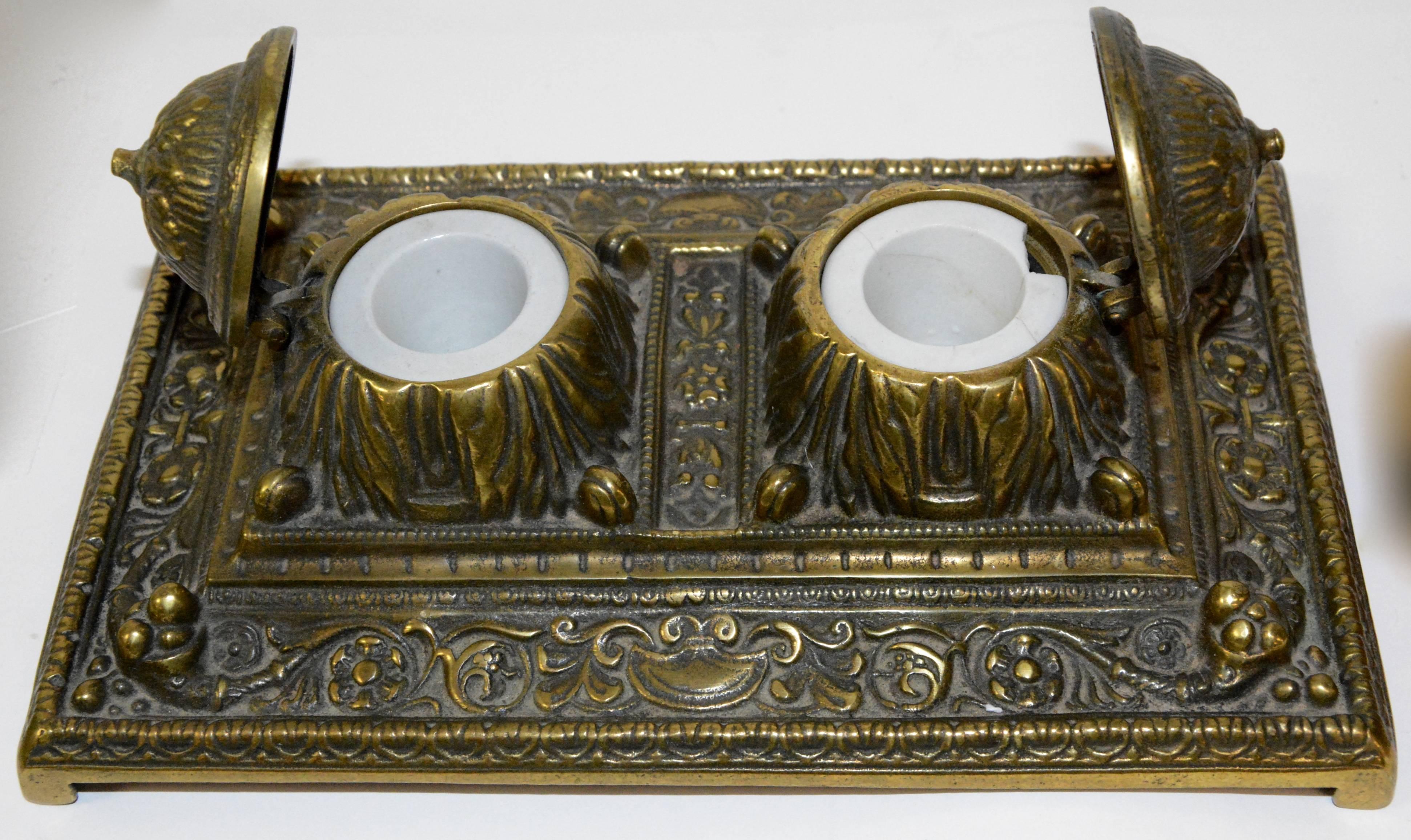 Bronze English Inkwell Set with Rocking Blotter For Sale 1