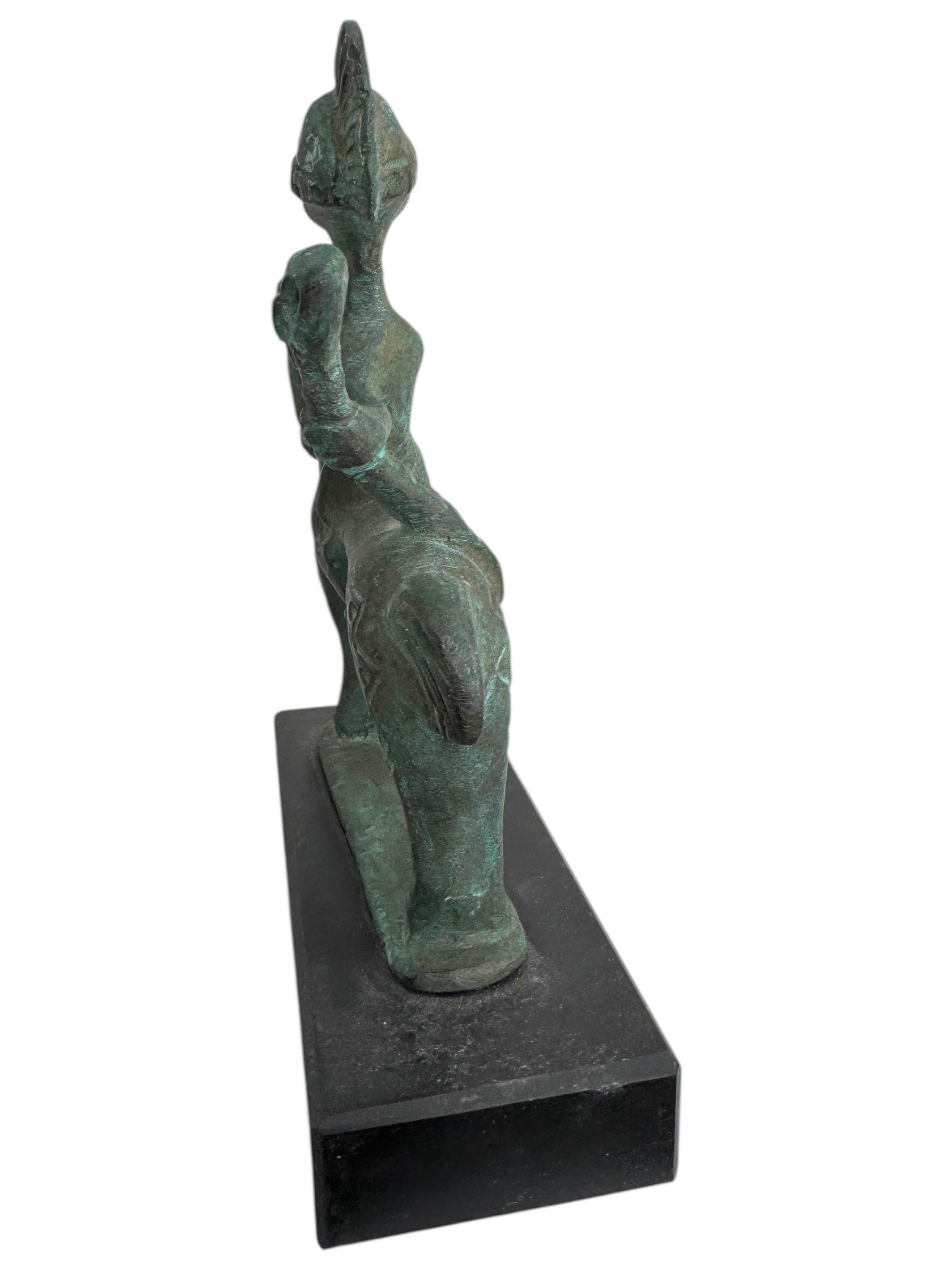Mid-Century moderno Scultura in bronzo di cavallo etrusco con cavaliere su base di marmo, Grecia Vintage, anni '70 in vendita