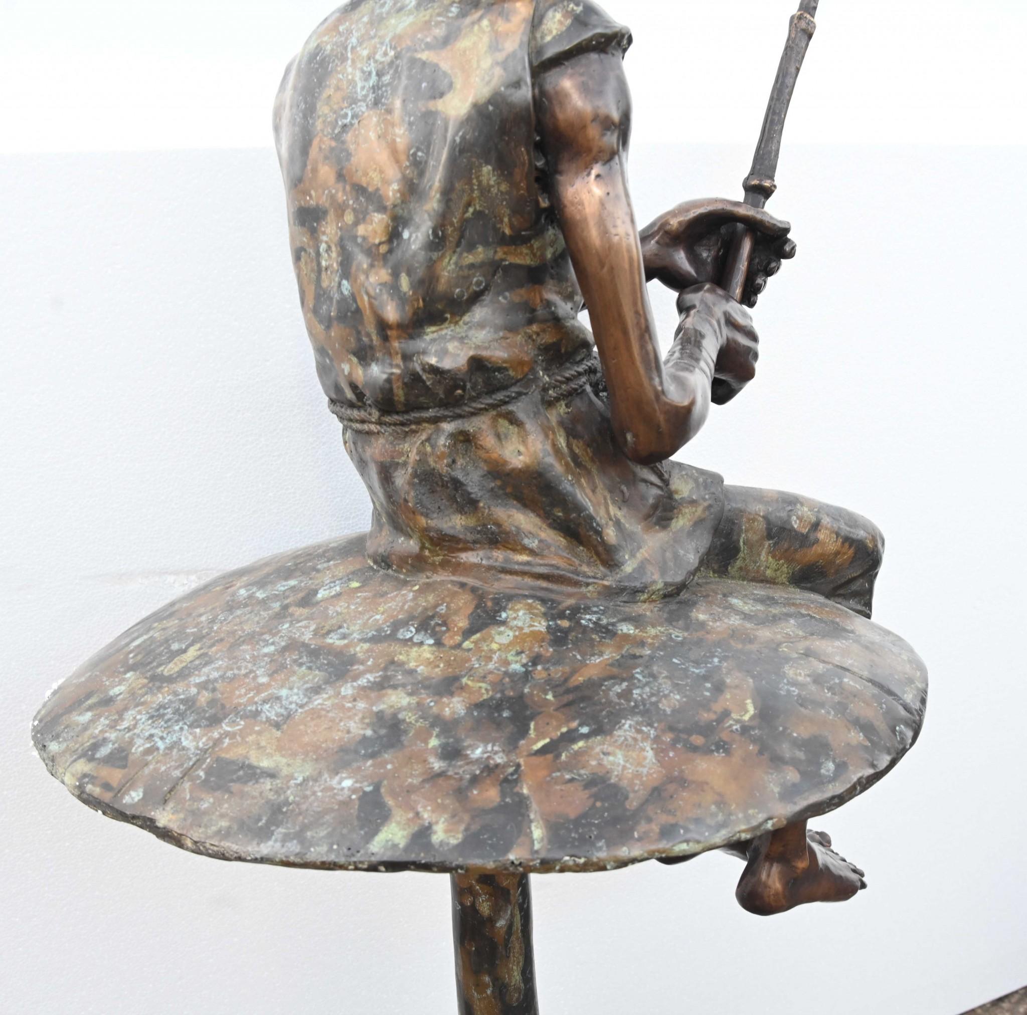 Statua di pesca Fairey in bronzo Elph Folletto Fungo Fuso in vendita 5