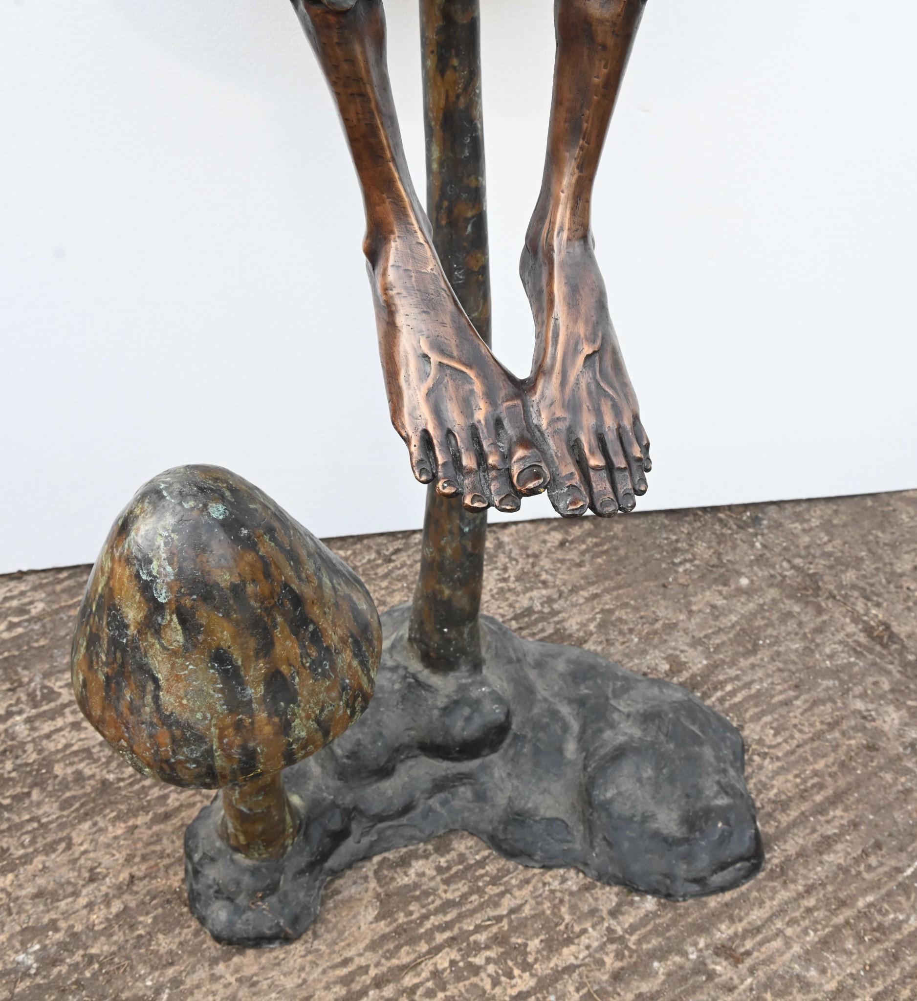 Bronzo Statua di pesca Fairey in bronzo Elph Folletto Fungo Fuso in vendita